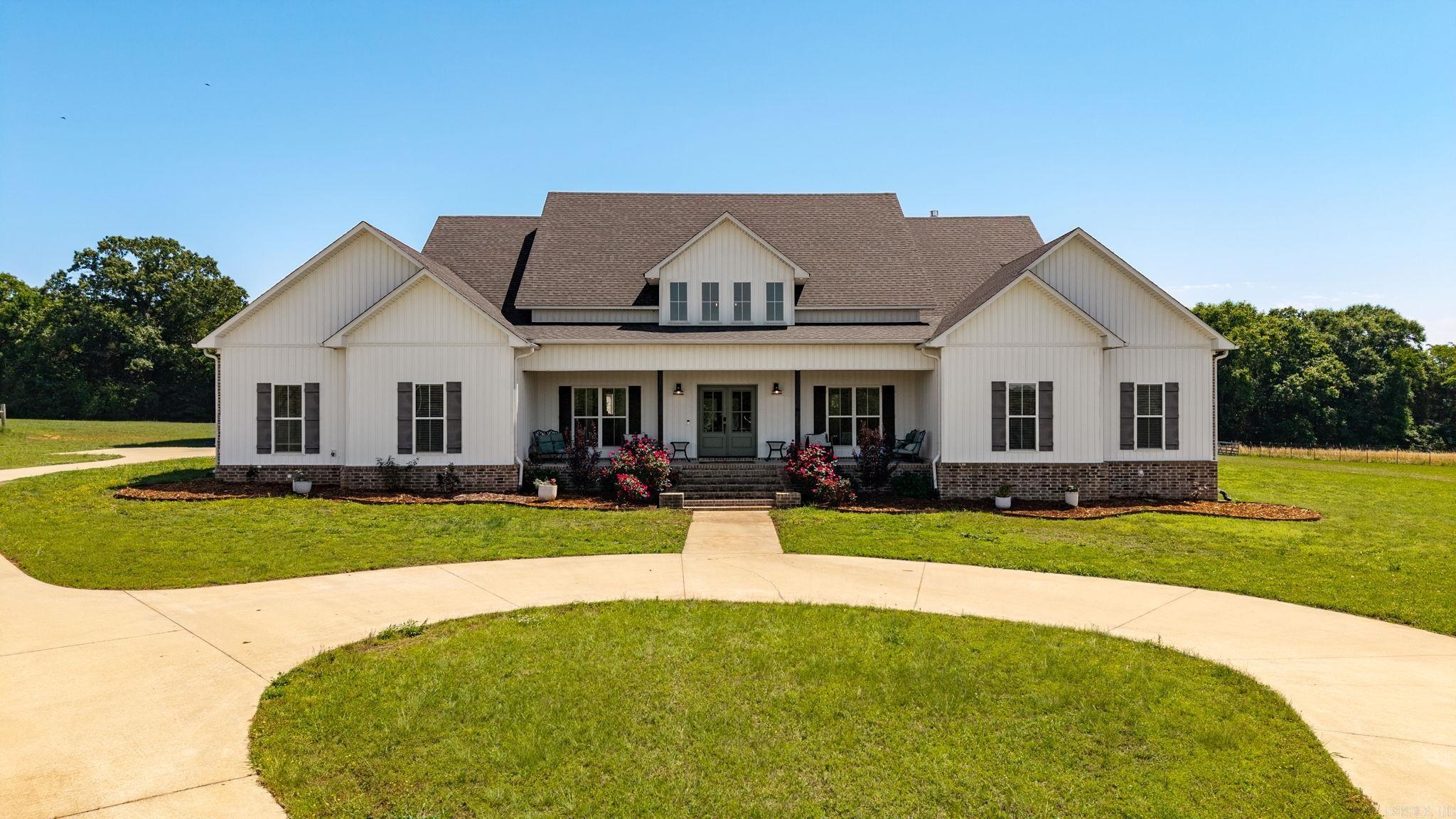 18 Brookeview Drive