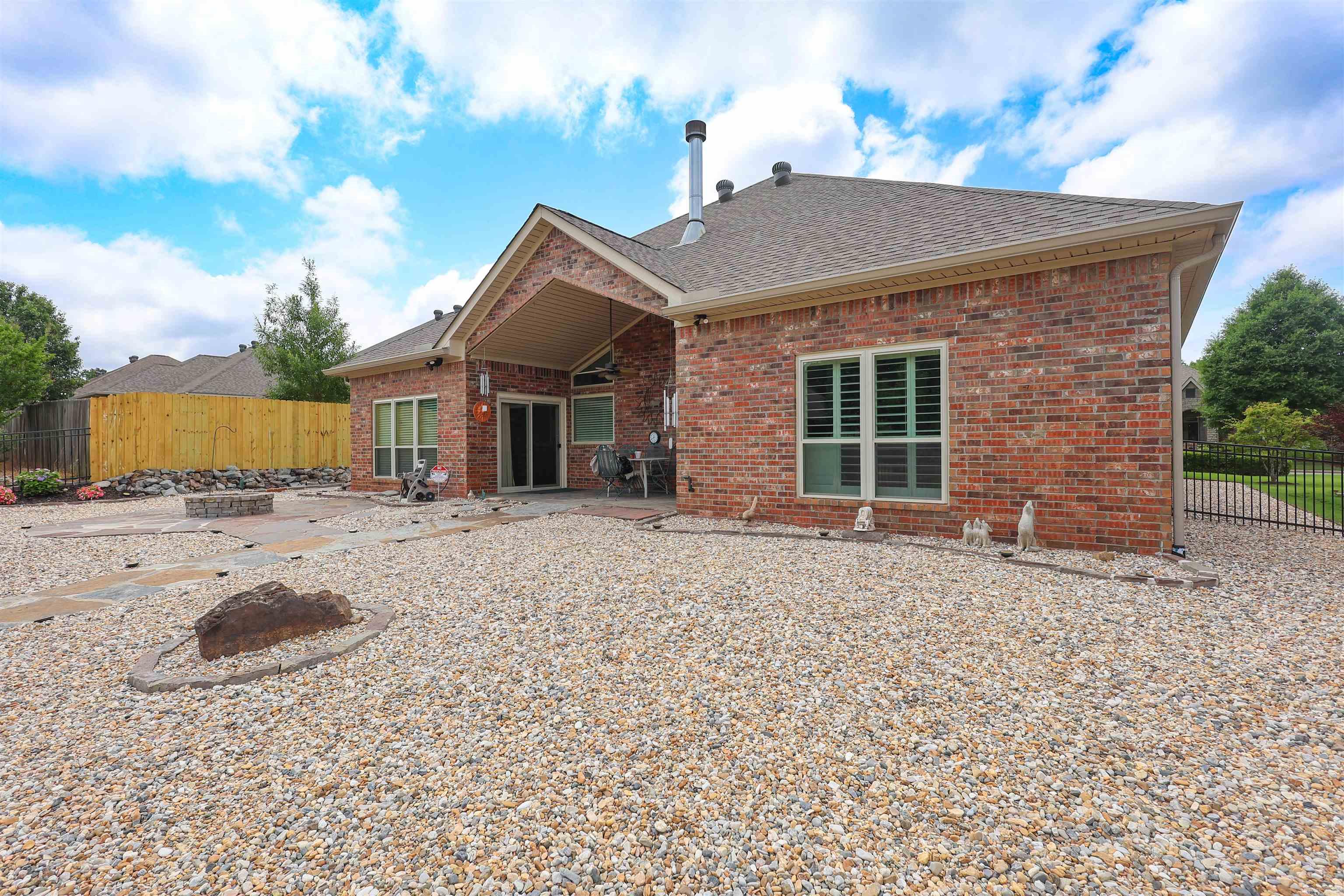 212 Willow Bend Circle Hot Springs, AR 71913
