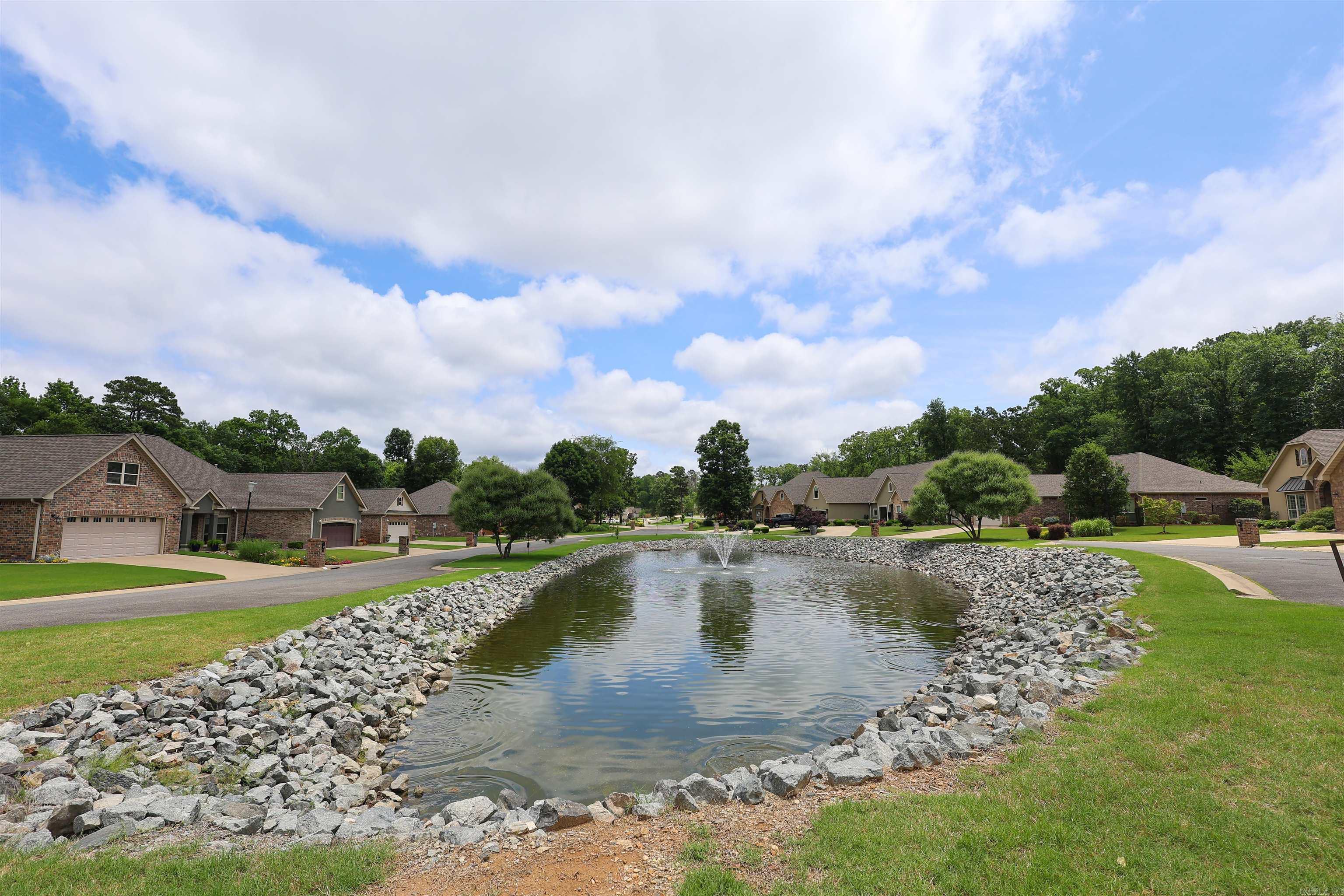 212 Willow Bend Circle Hot Springs, AR 71913