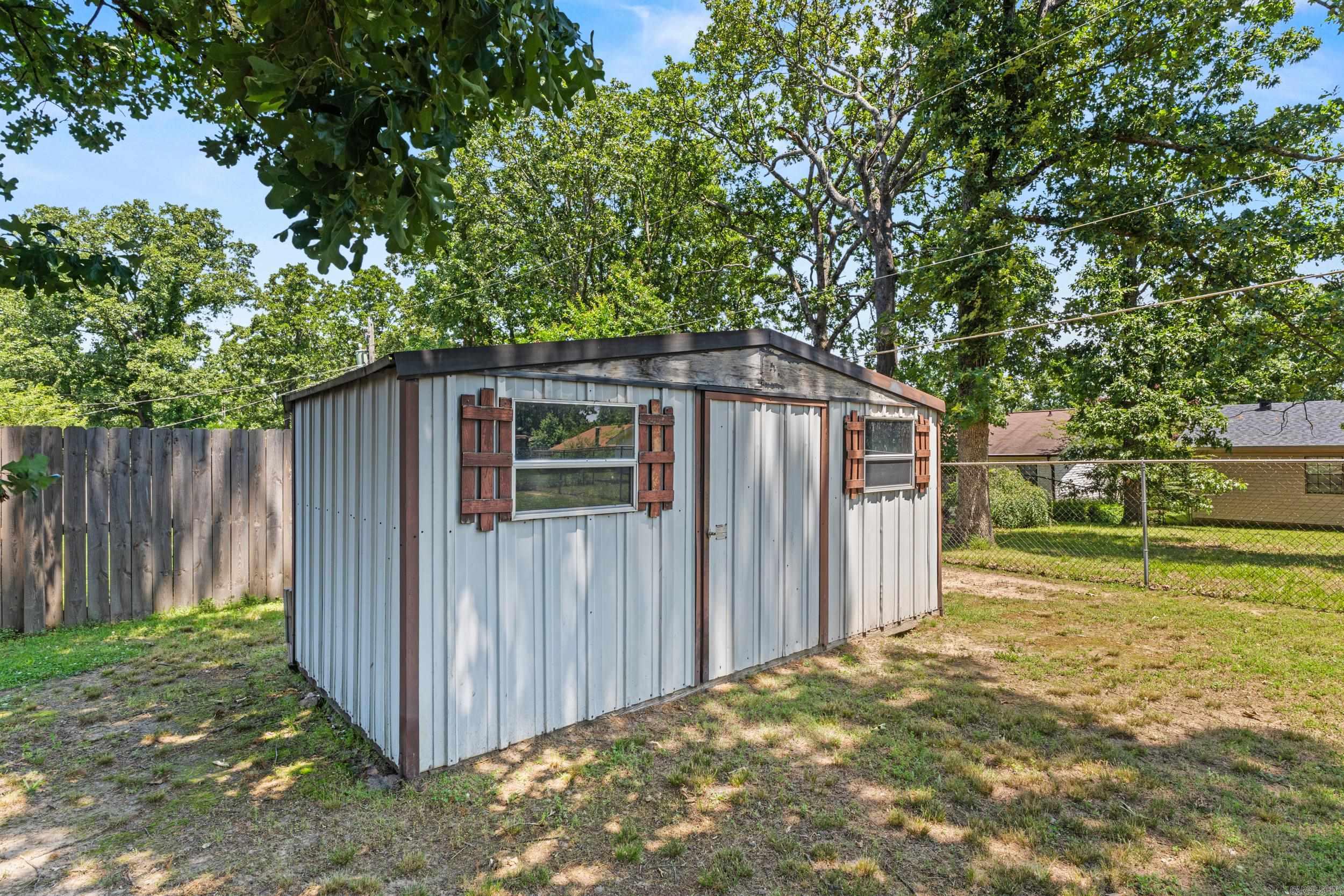 22 Johnny Lane  Sherwood, AR
