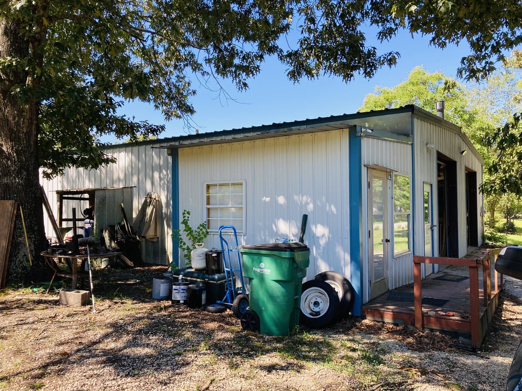 2682 HWY 56  Calico Rock, AR