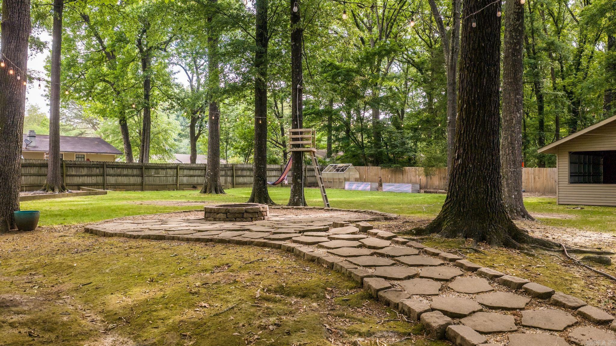 38 White Oak Dr  Conway, AR