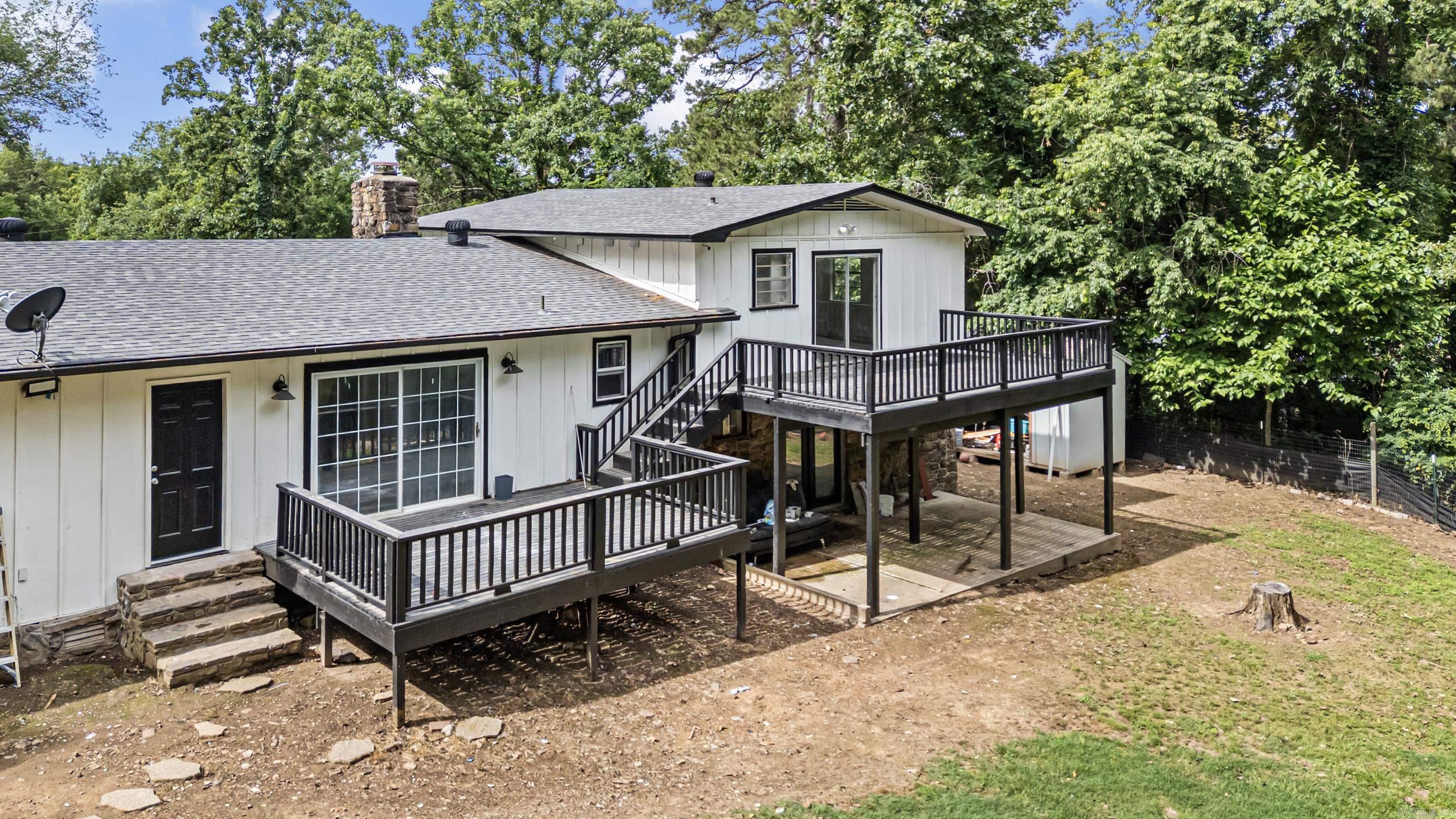 1878 Paradise Acres  Russellville, AR