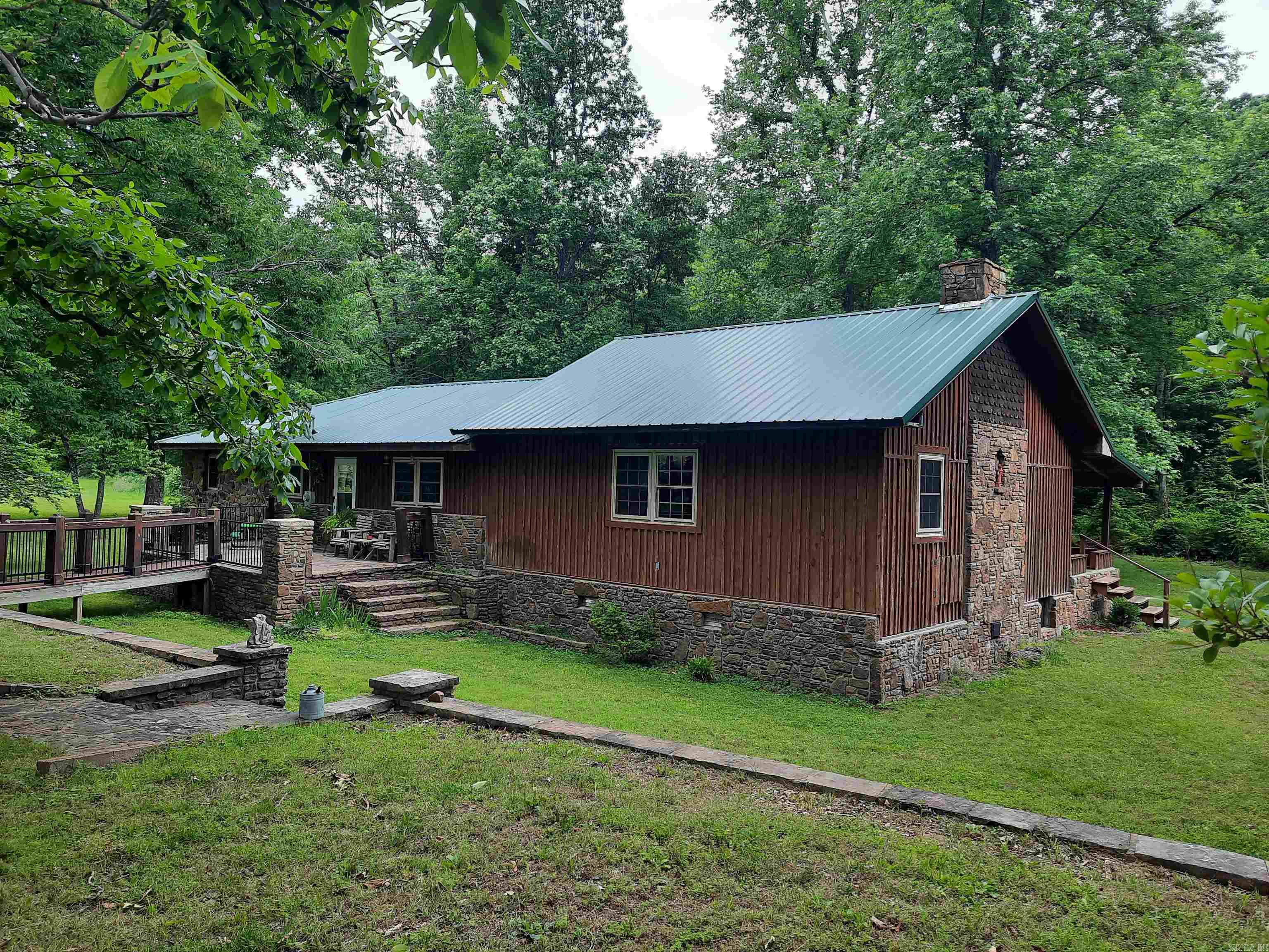 652 Oliver  Mountain View, AR