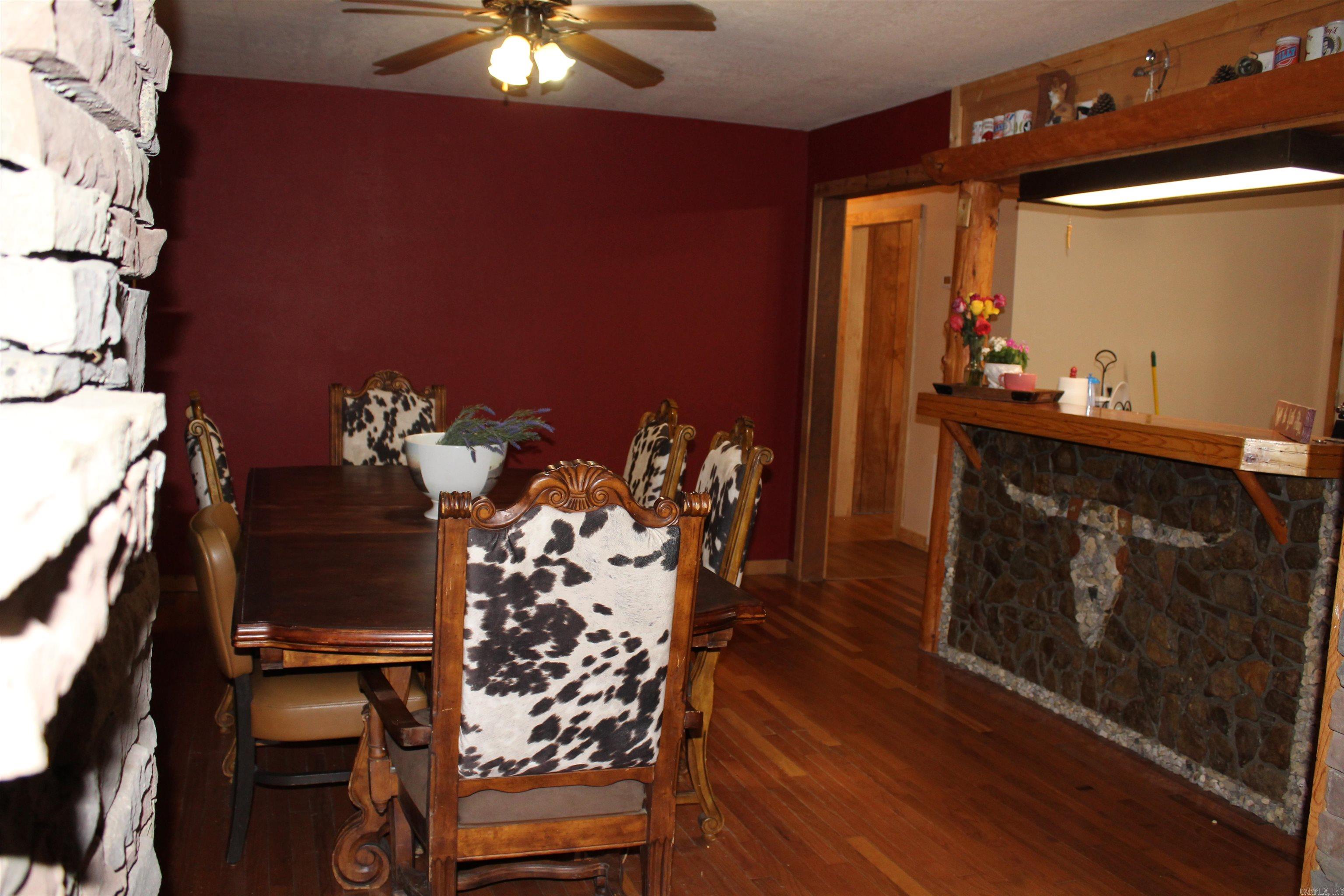652 Oliver  Mountain View, AR