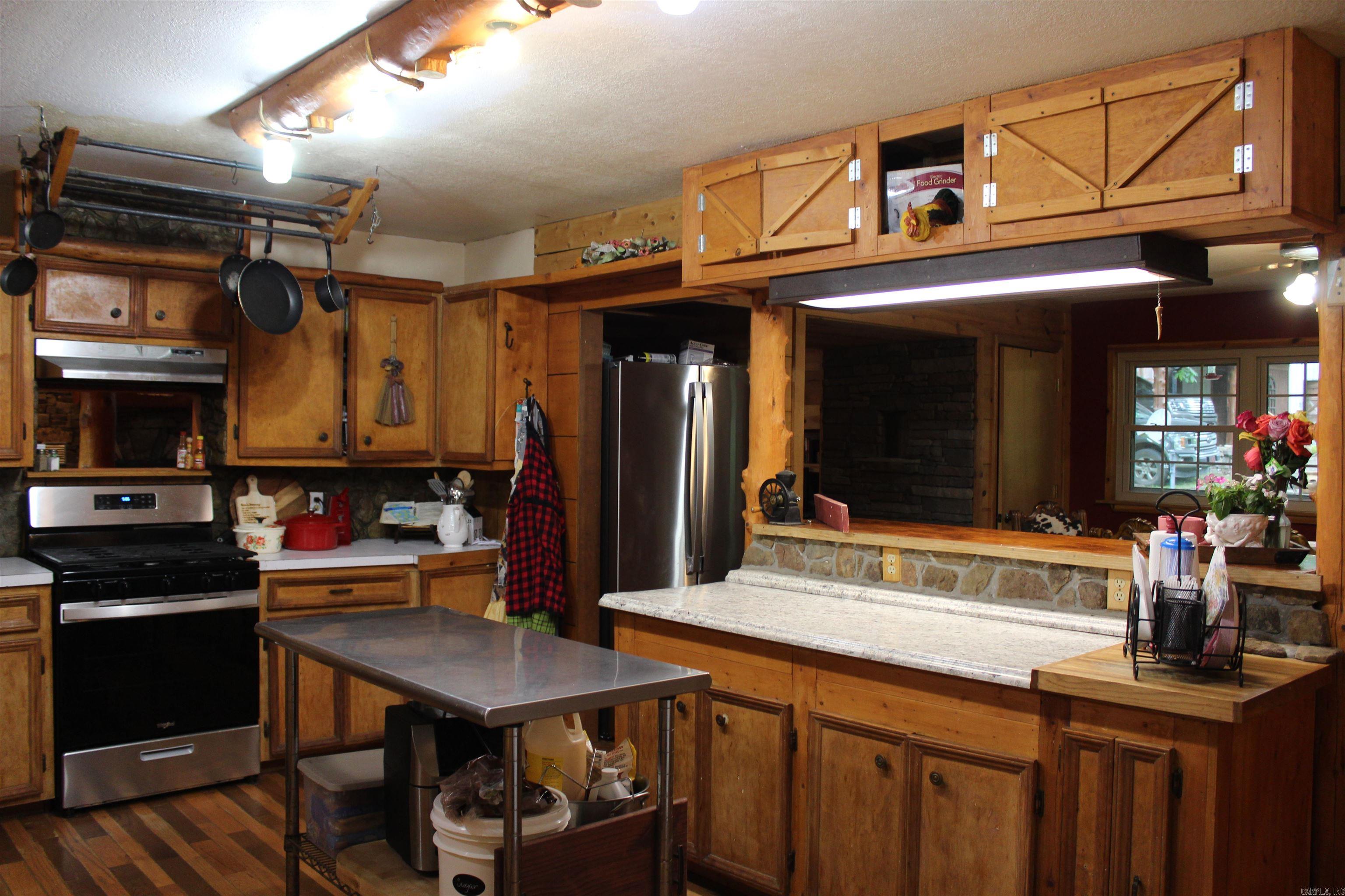 652 Oliver  Mountain View, AR