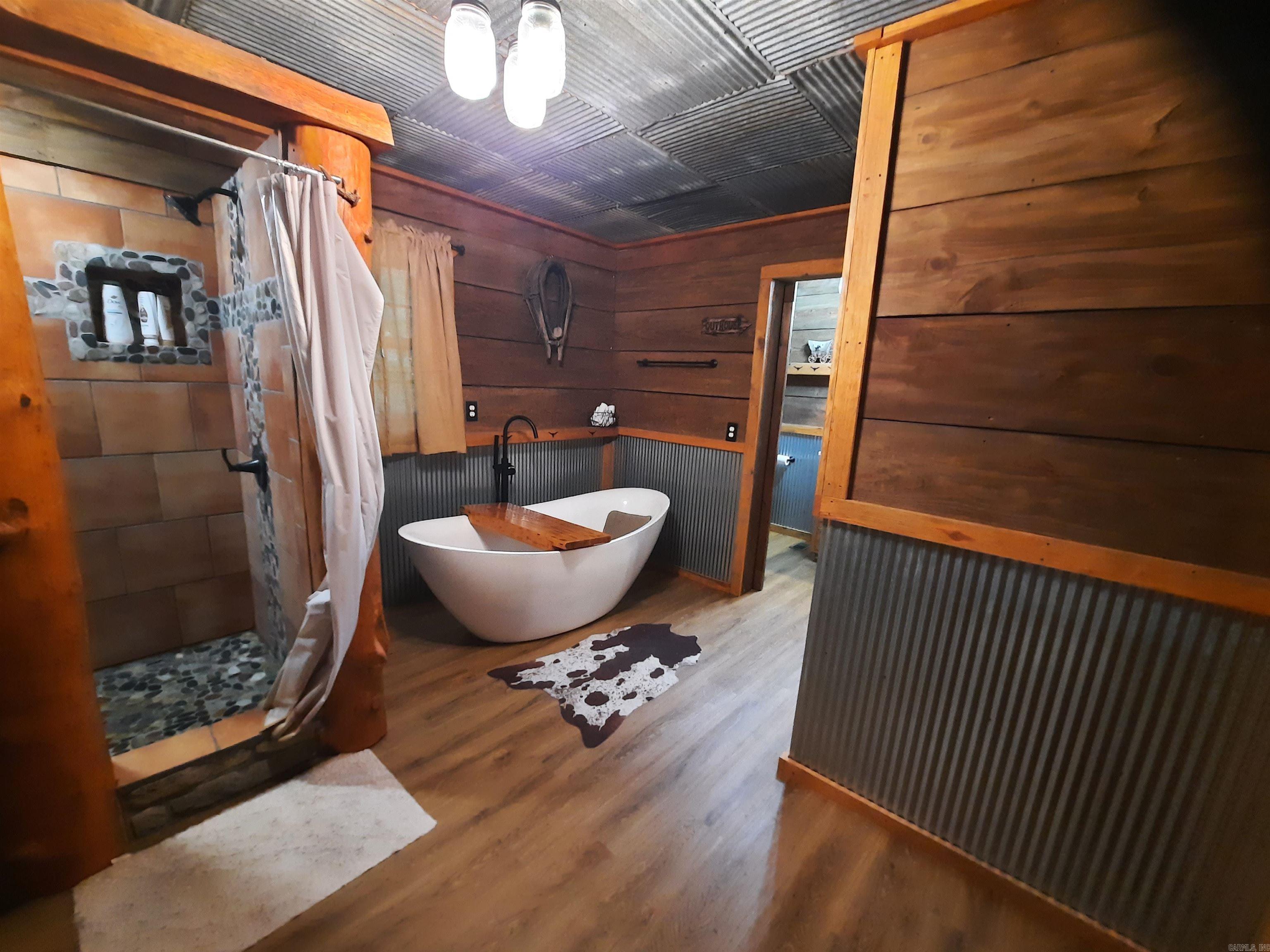 652 Oliver  Mountain View, AR