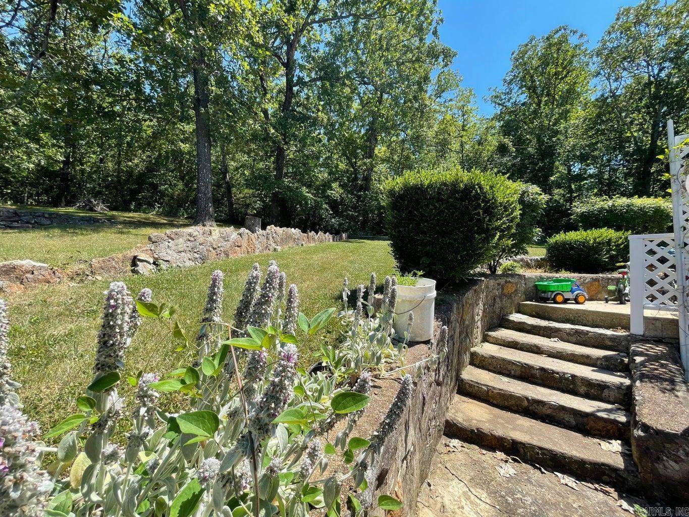 148 W Lakeshore  Cherokee Village, AR