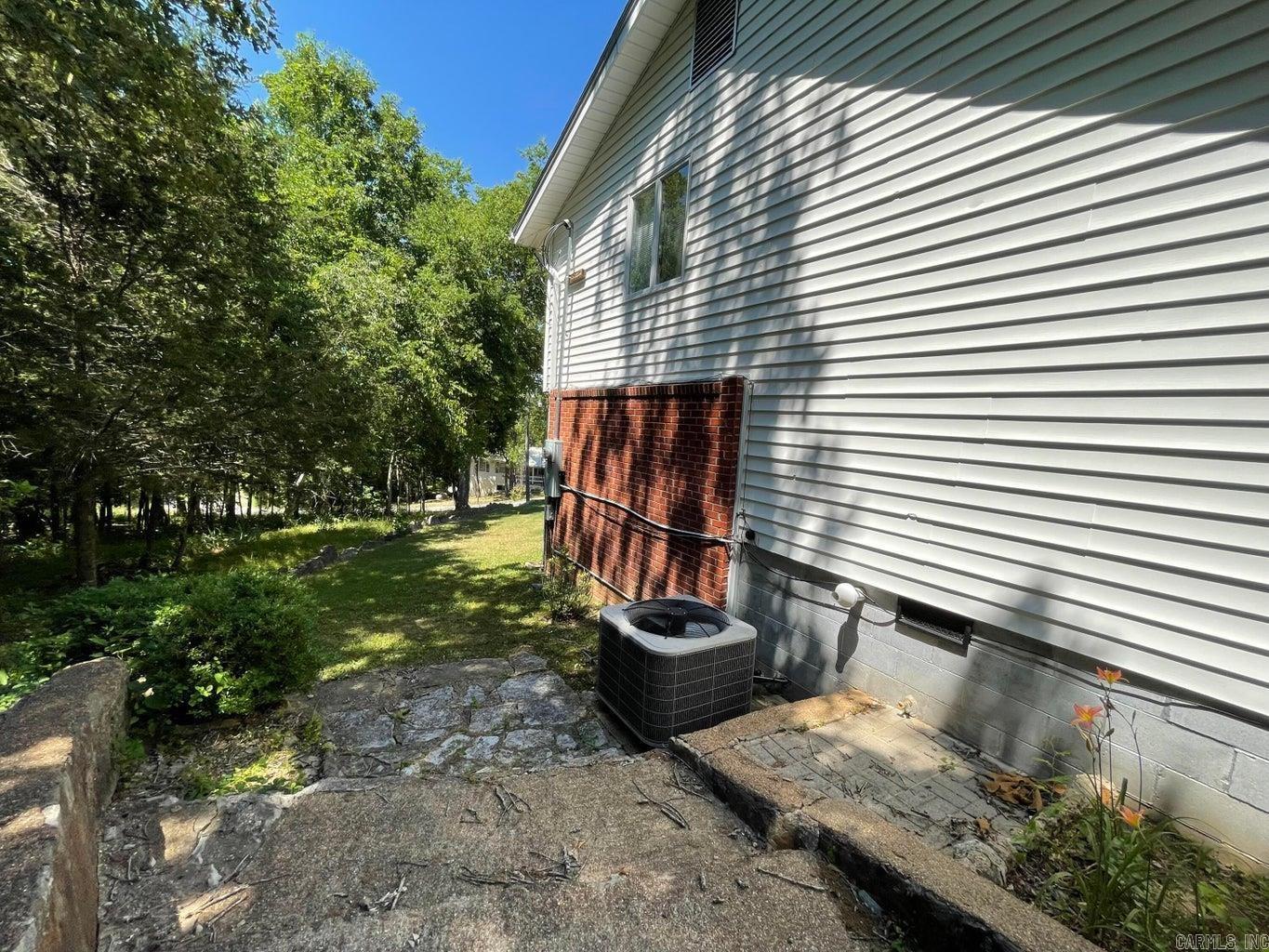 148 W Lakeshore  Cherokee Village, AR