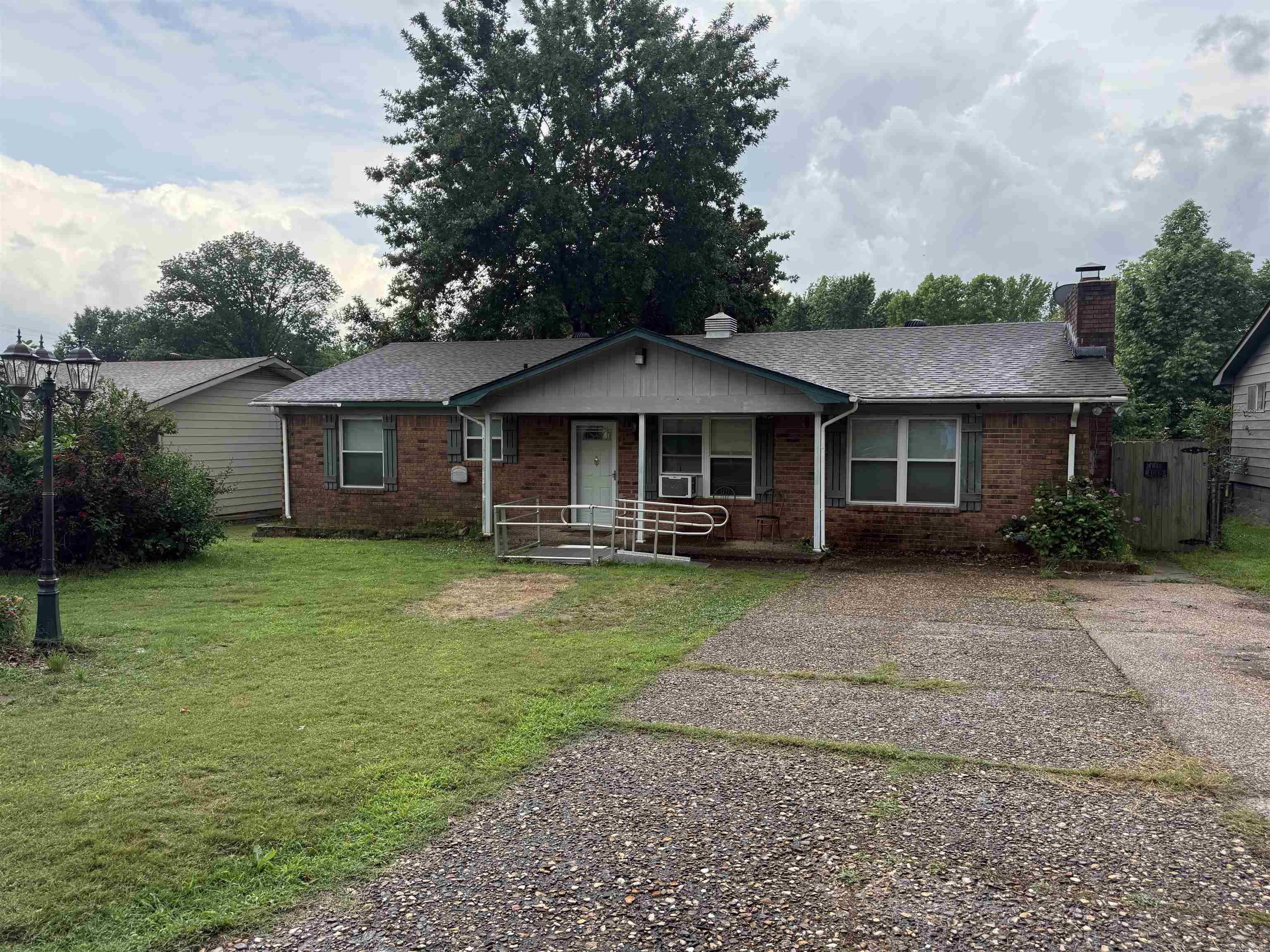 103 Santa FE Trail