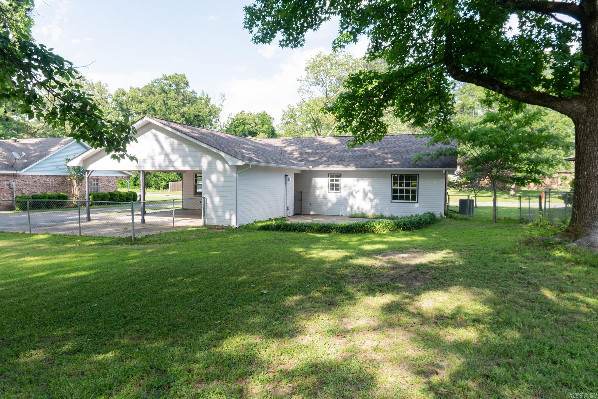 504 Green Oak Lane  White Hall, AR