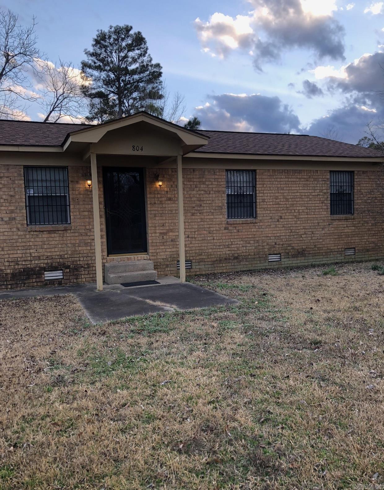 804 E 31st Ave  Pine Bluff, AR