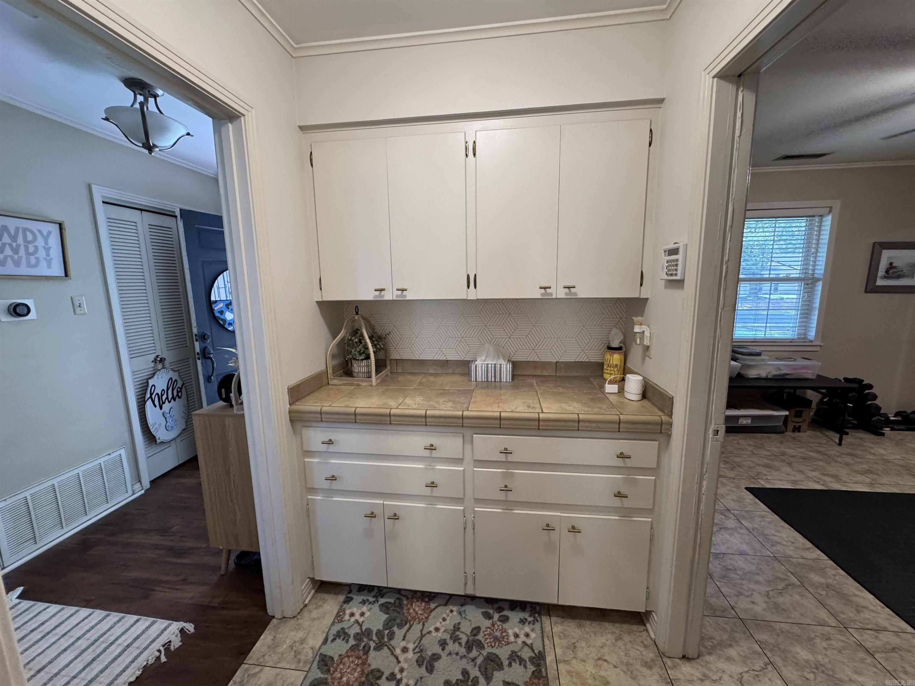 2107 Strait  Stuttgart, AR