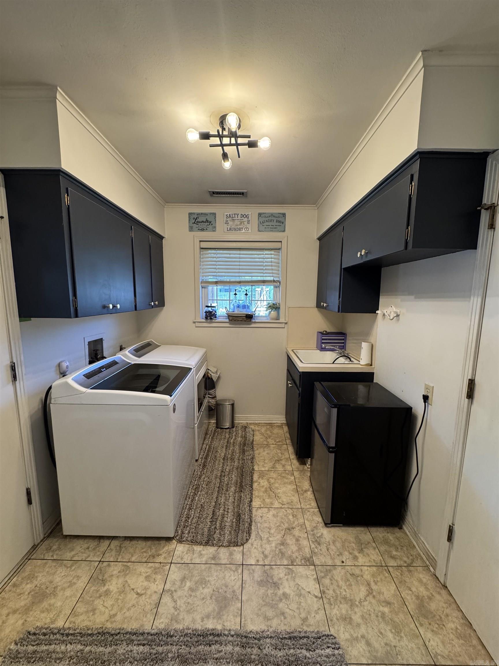 2107 Strait  Stuttgart, AR