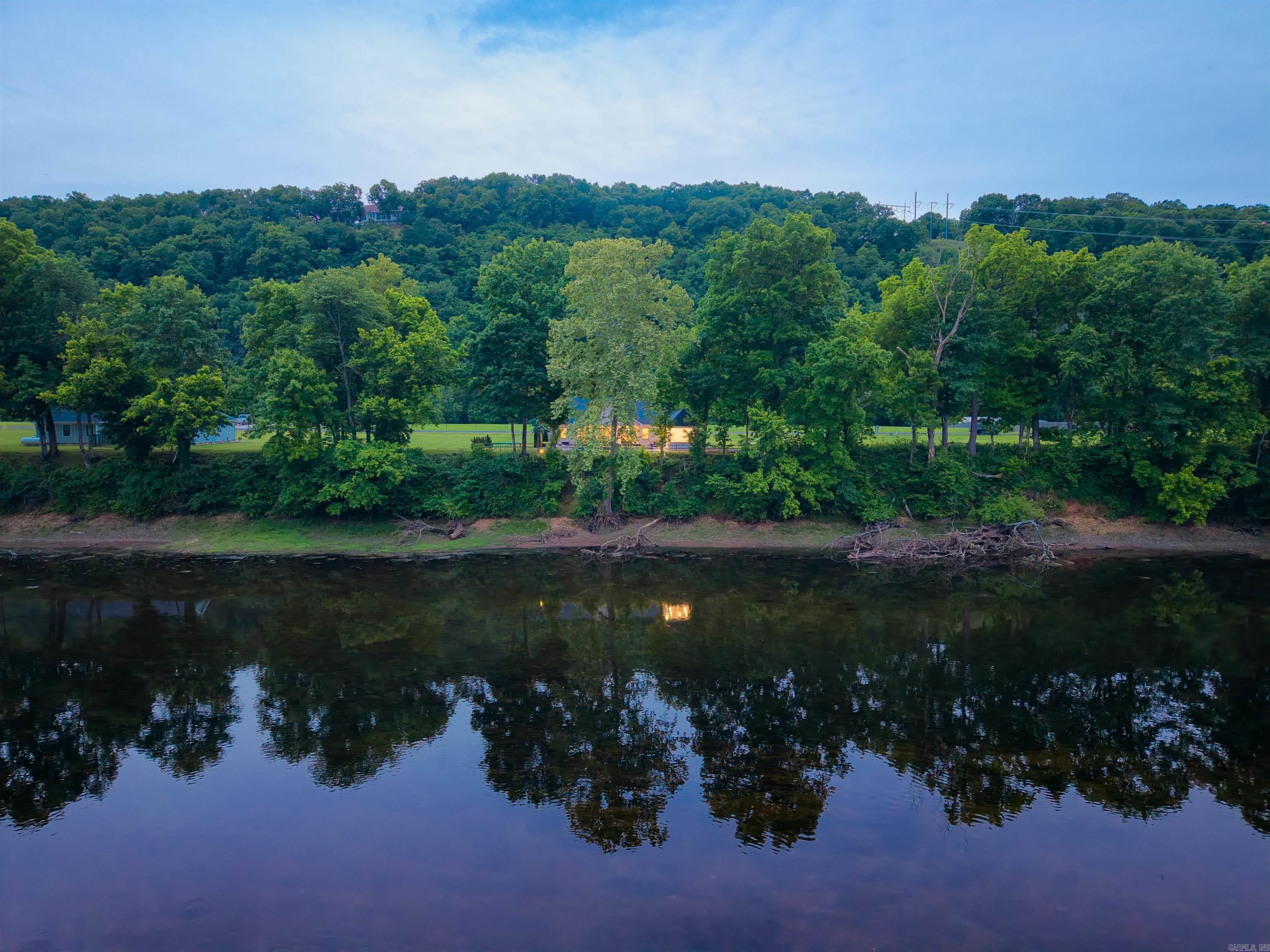 1297 Cane Island Road  Flippin, AR