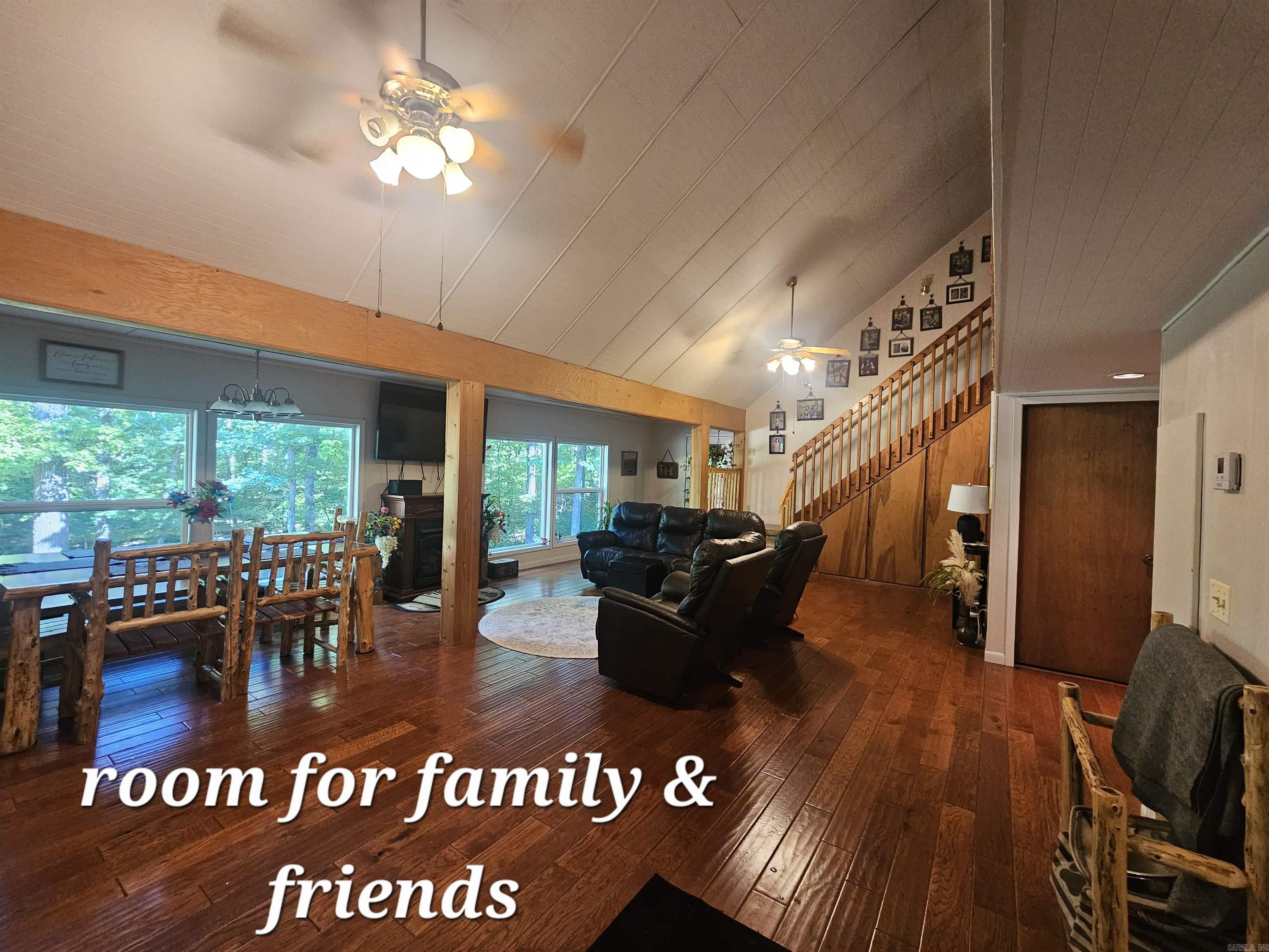 3986 Oak Grove  Mountain View, AR