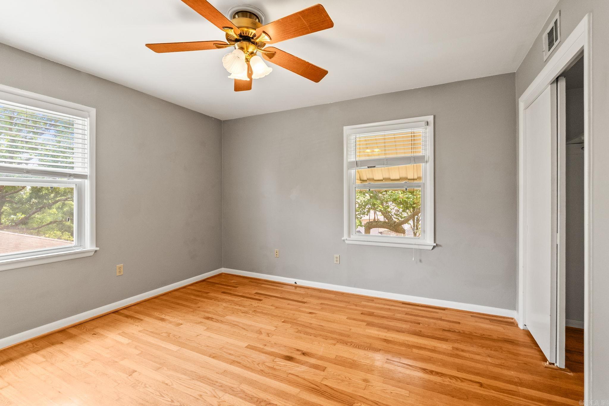 1814 N mississippi  Little Rock, AR