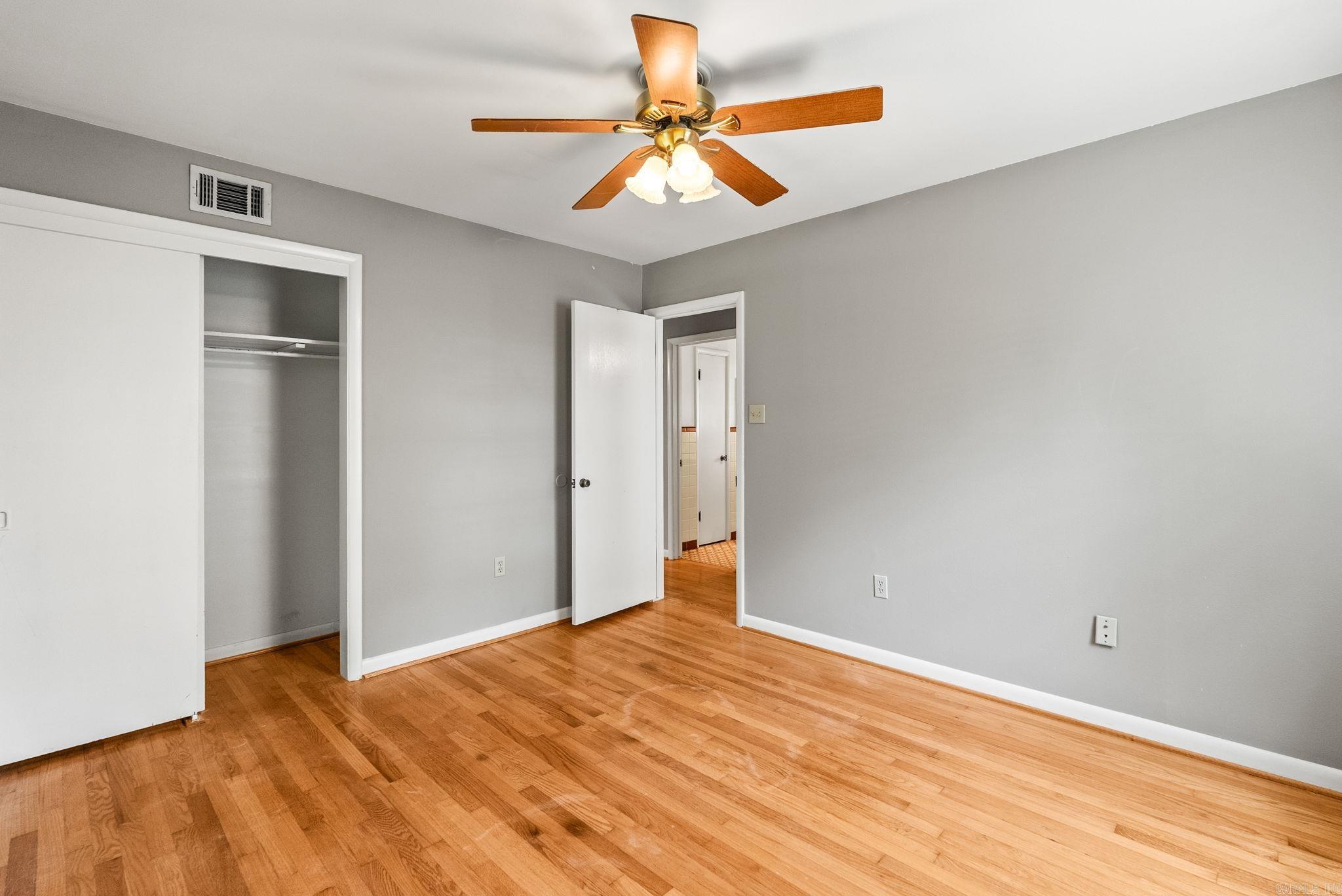 1814 N mississippi  Little Rock, AR