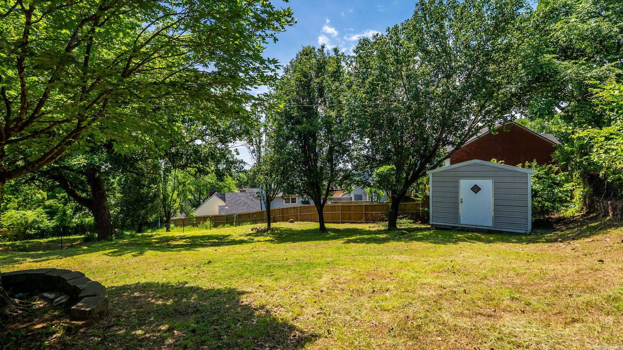 1814 N mississippi  Little Rock, AR