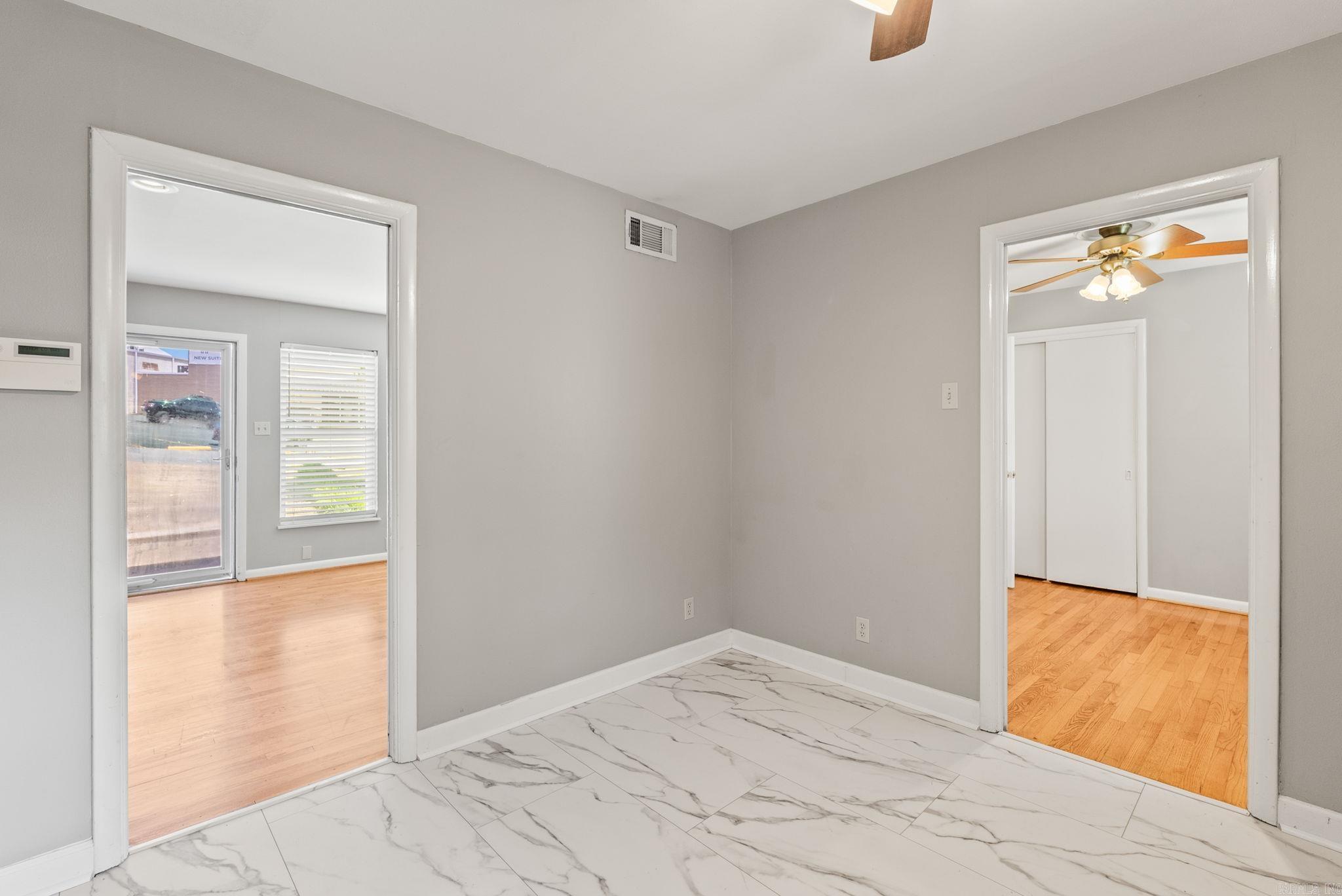 1814 N mississippi  Little Rock, AR