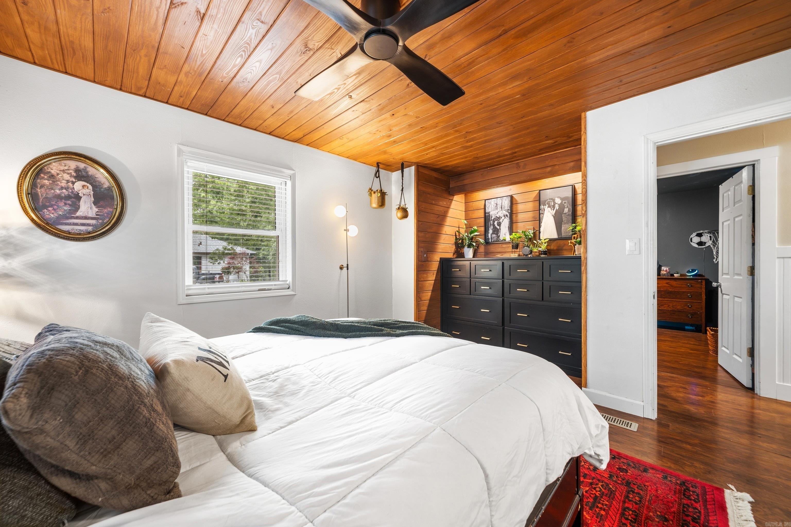 1 Berlanga  Hot Springs Village, AR