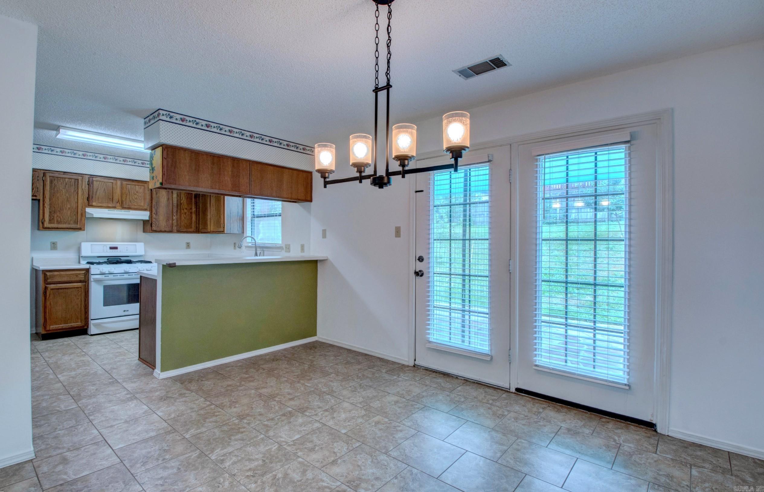 31 Park Ridge Dr  Maumelle, AR