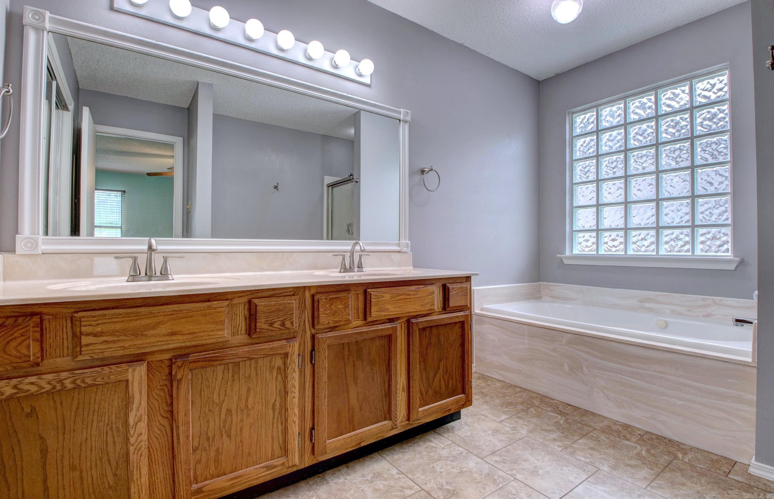 31 Park Ridge Dr  Maumelle, AR