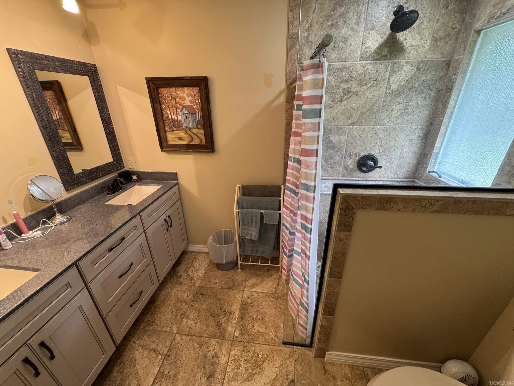 1709 Coachman  Mountain Home, AR