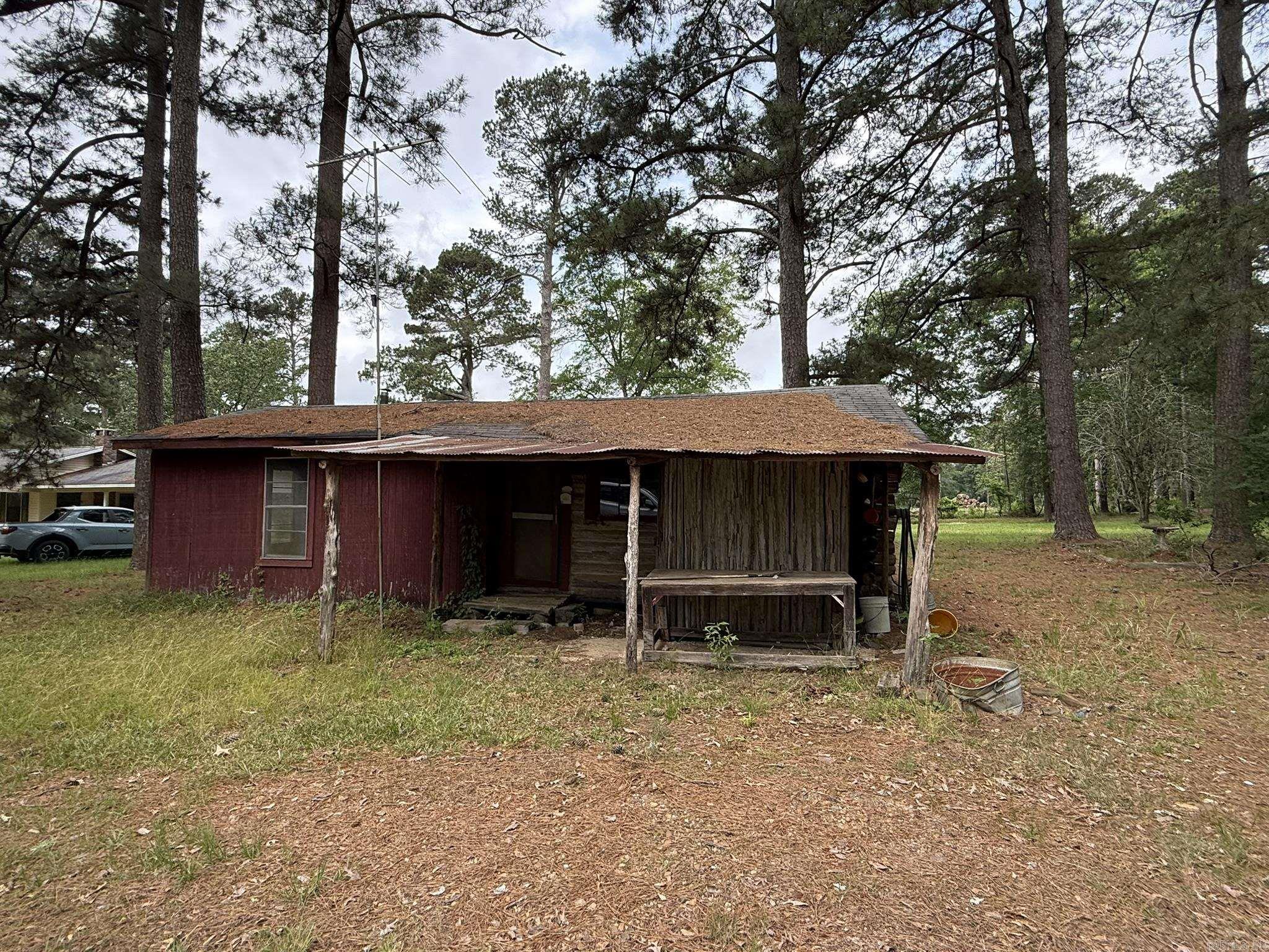 254 Edwards  Mineral Sprs., AR