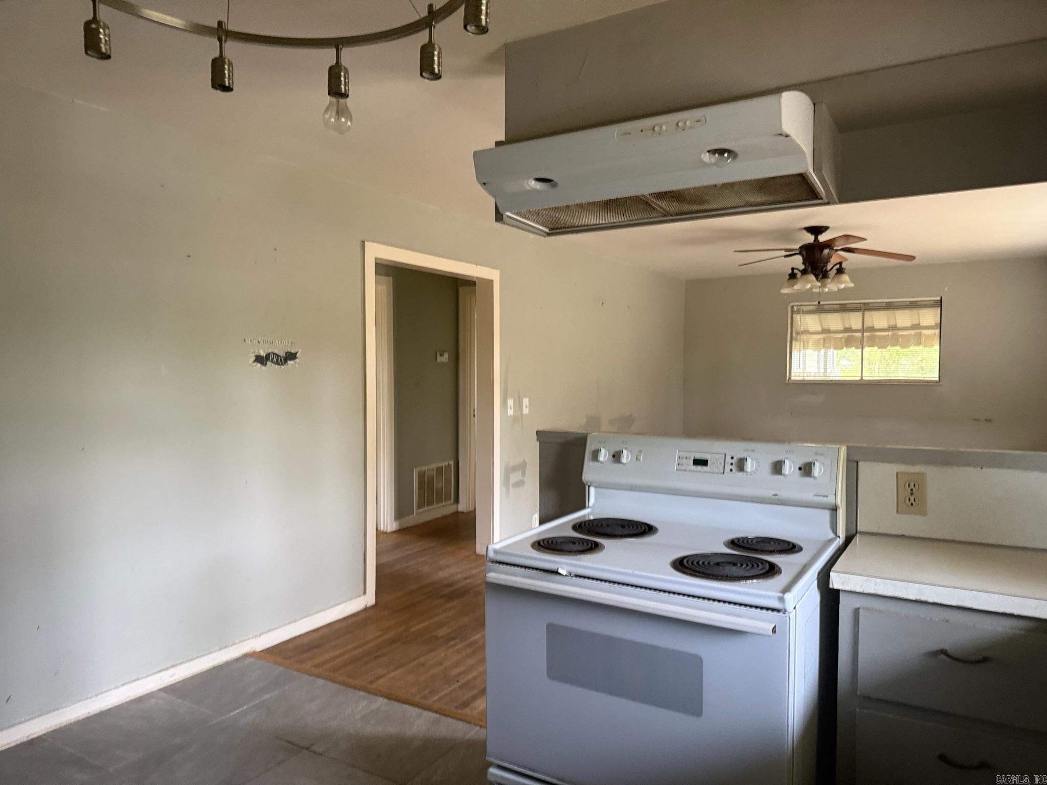 703 W Front  Heber Springs, AR