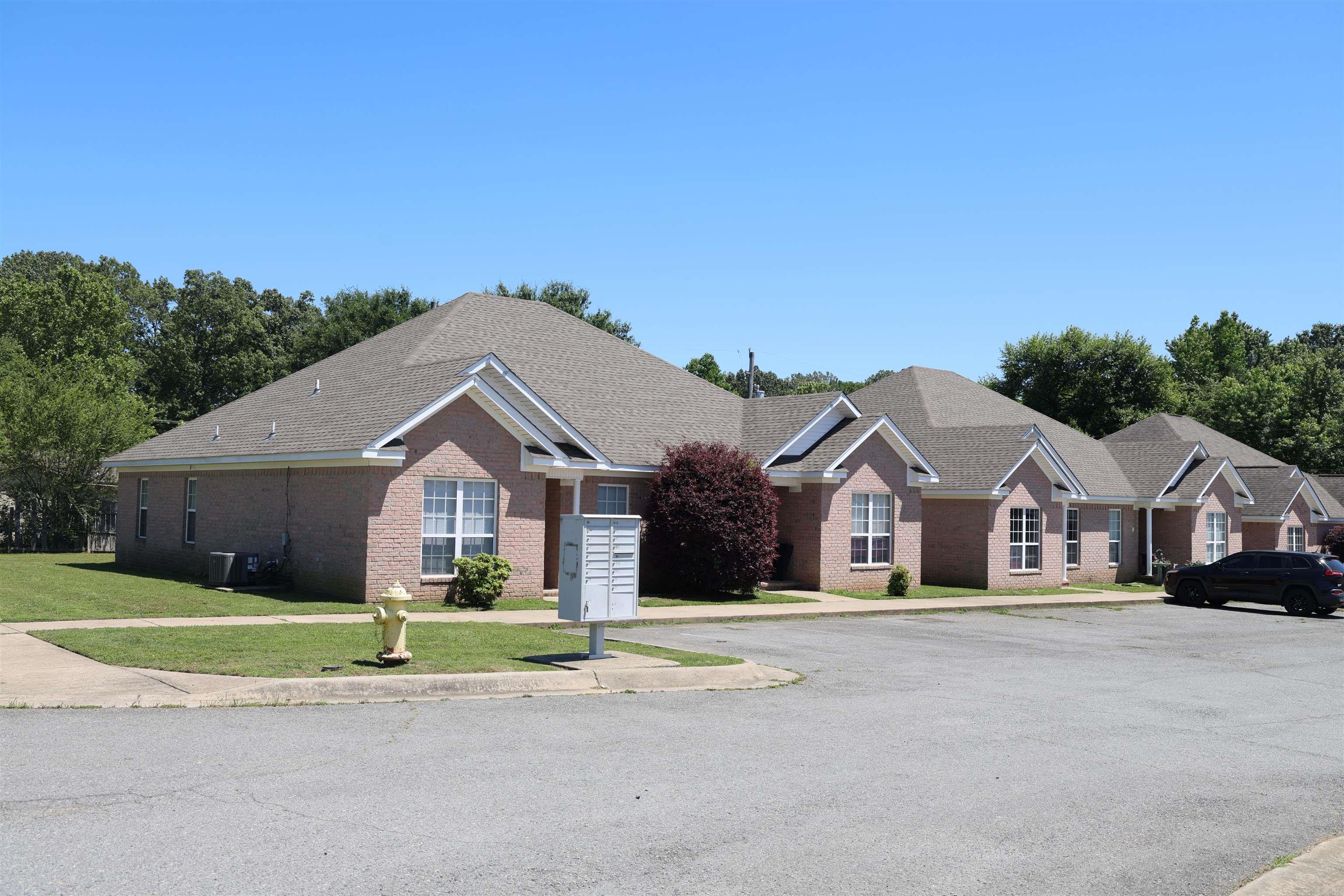 57 Cardinal Lane Units 1-4 Cabot, AR