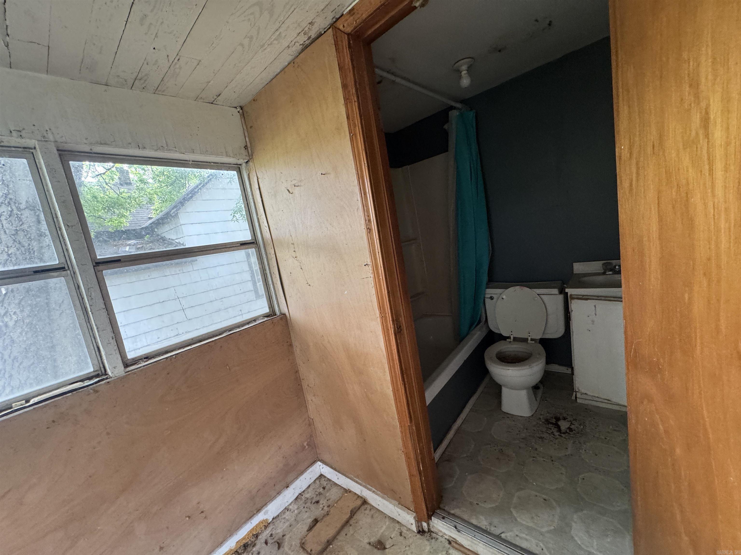1104 SW 2nd  Corning, AR