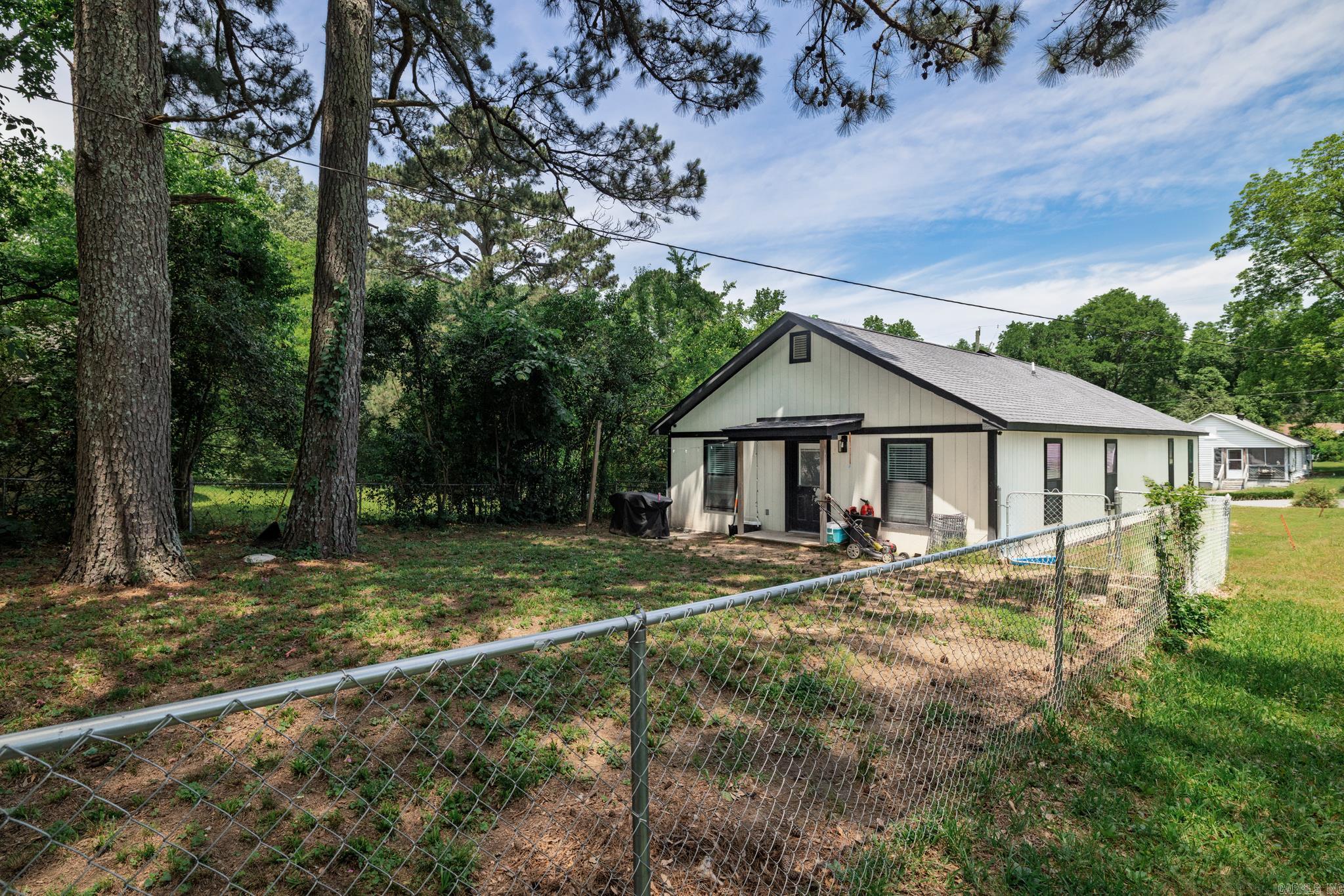 1647 Gresham  Arkadelphia, AR
