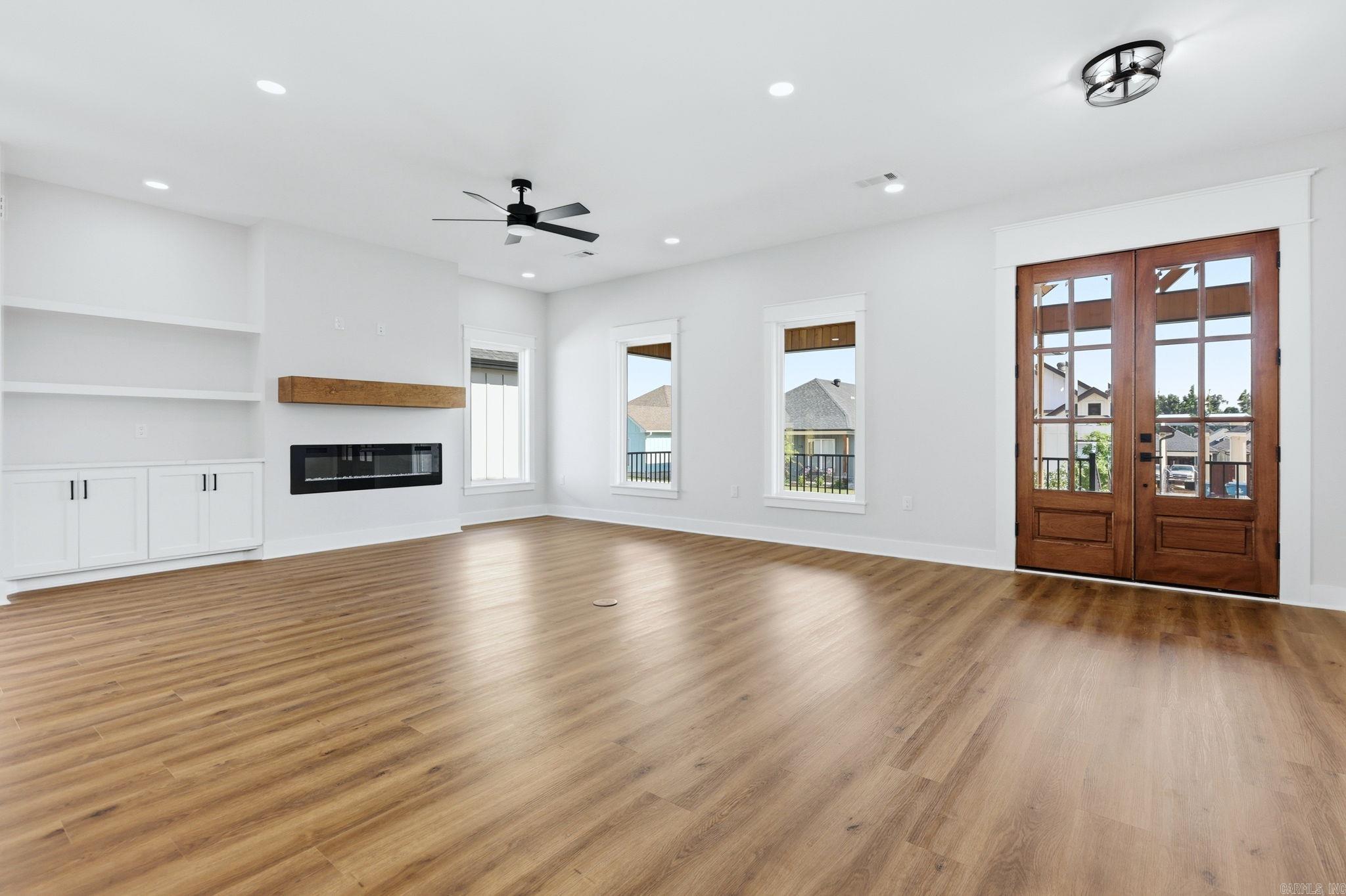 225 B  Bryant, AR