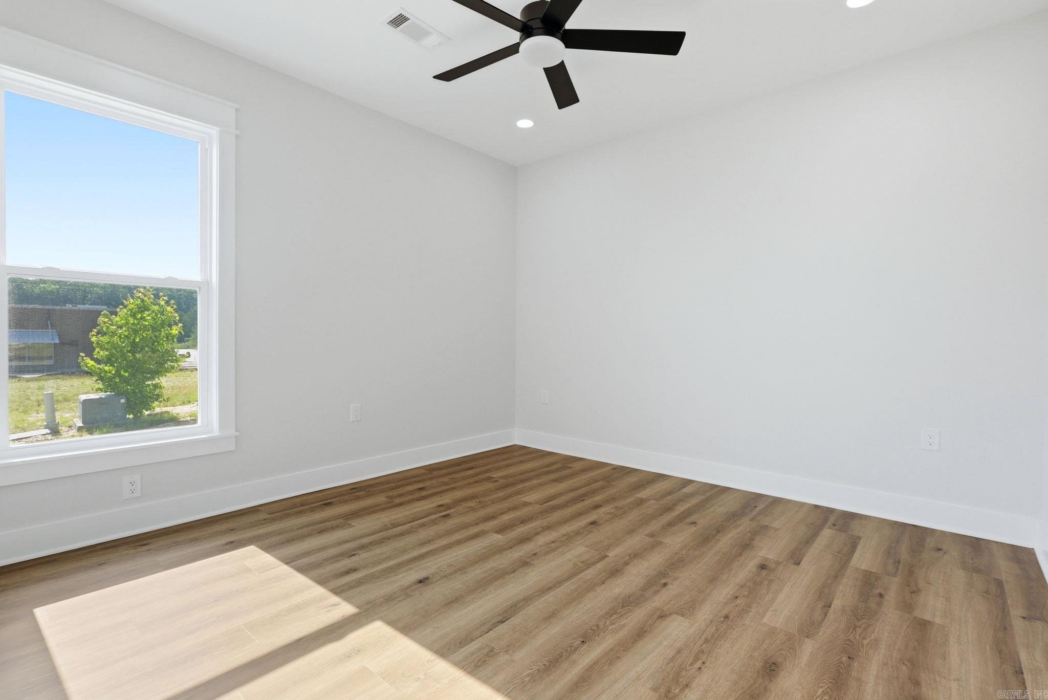 225 B  Bryant, AR