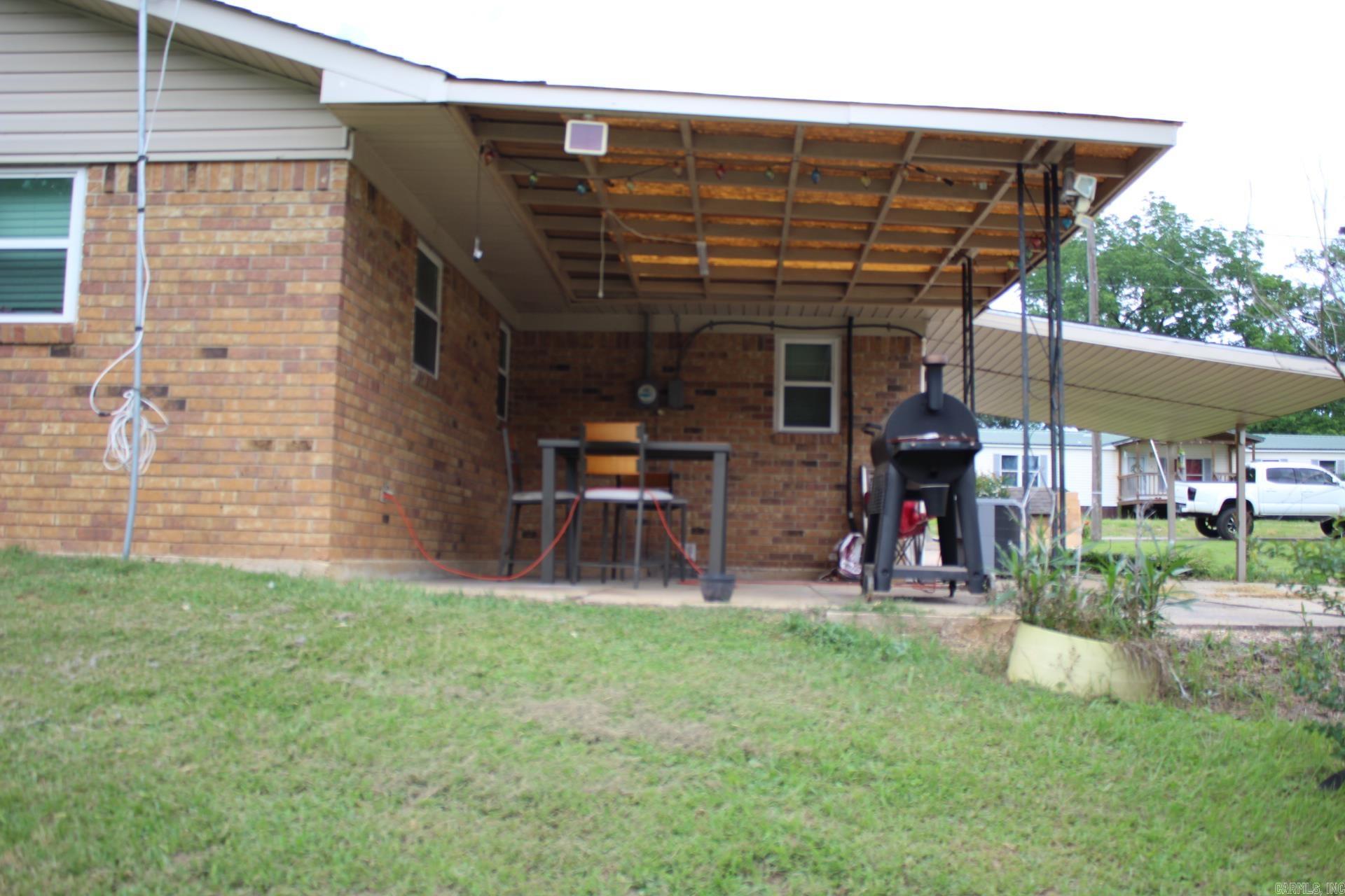 115 W Spring Street Mineral Sprs., AR 71851