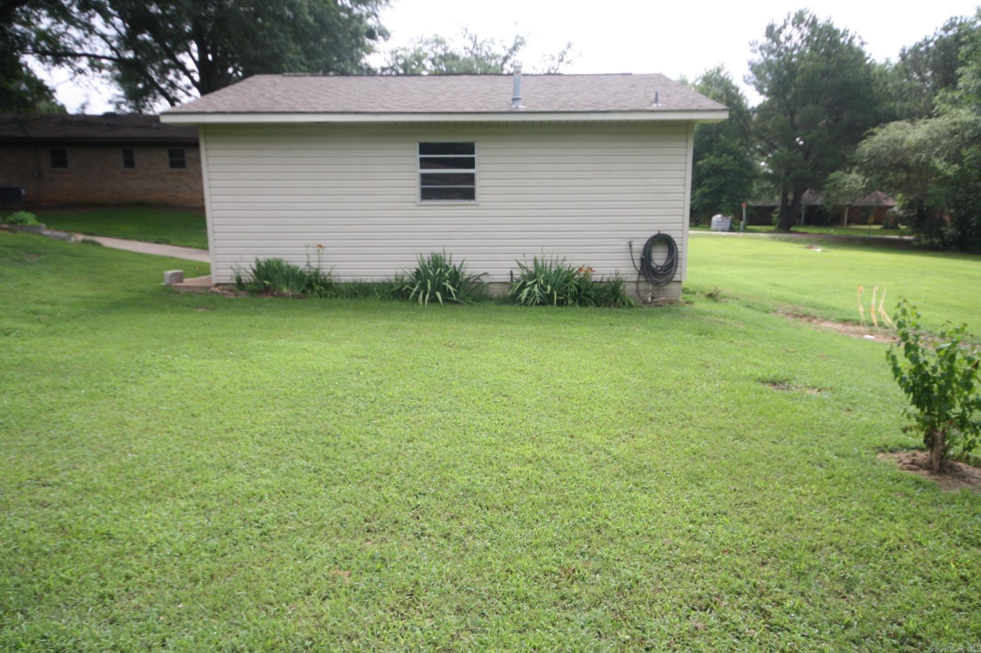 115 W Spring Street Mineral Sprs., AR 71851