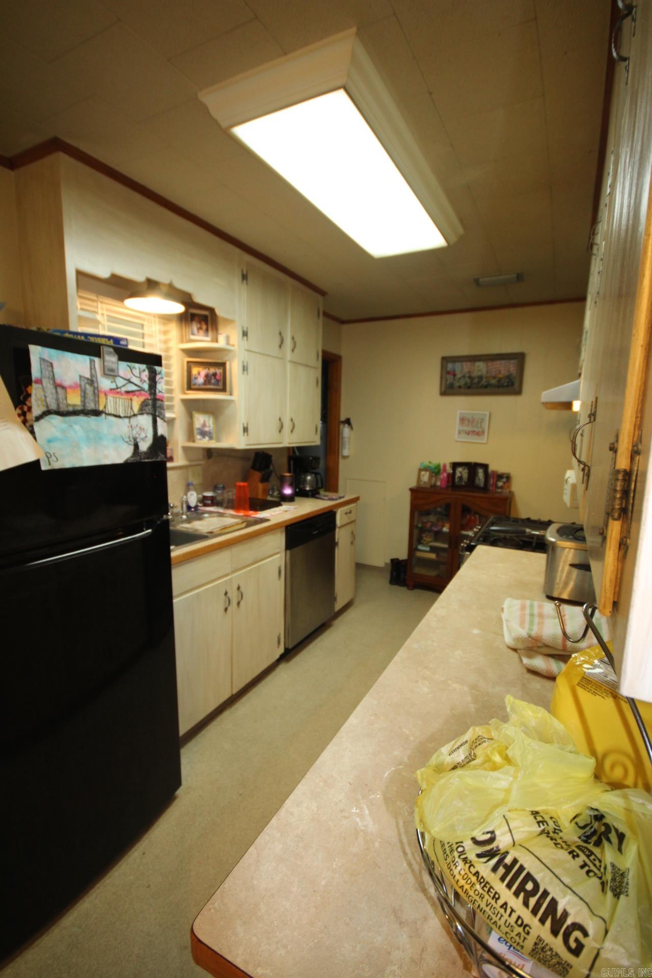 115 W Spring Street Mineral Sprs., AR 71851