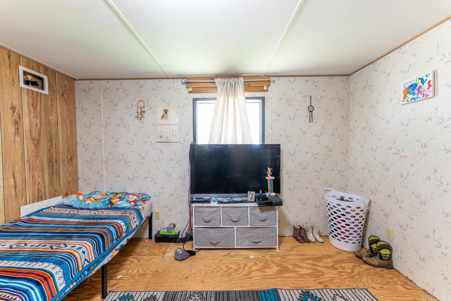302 W 5th  Hardy, AR