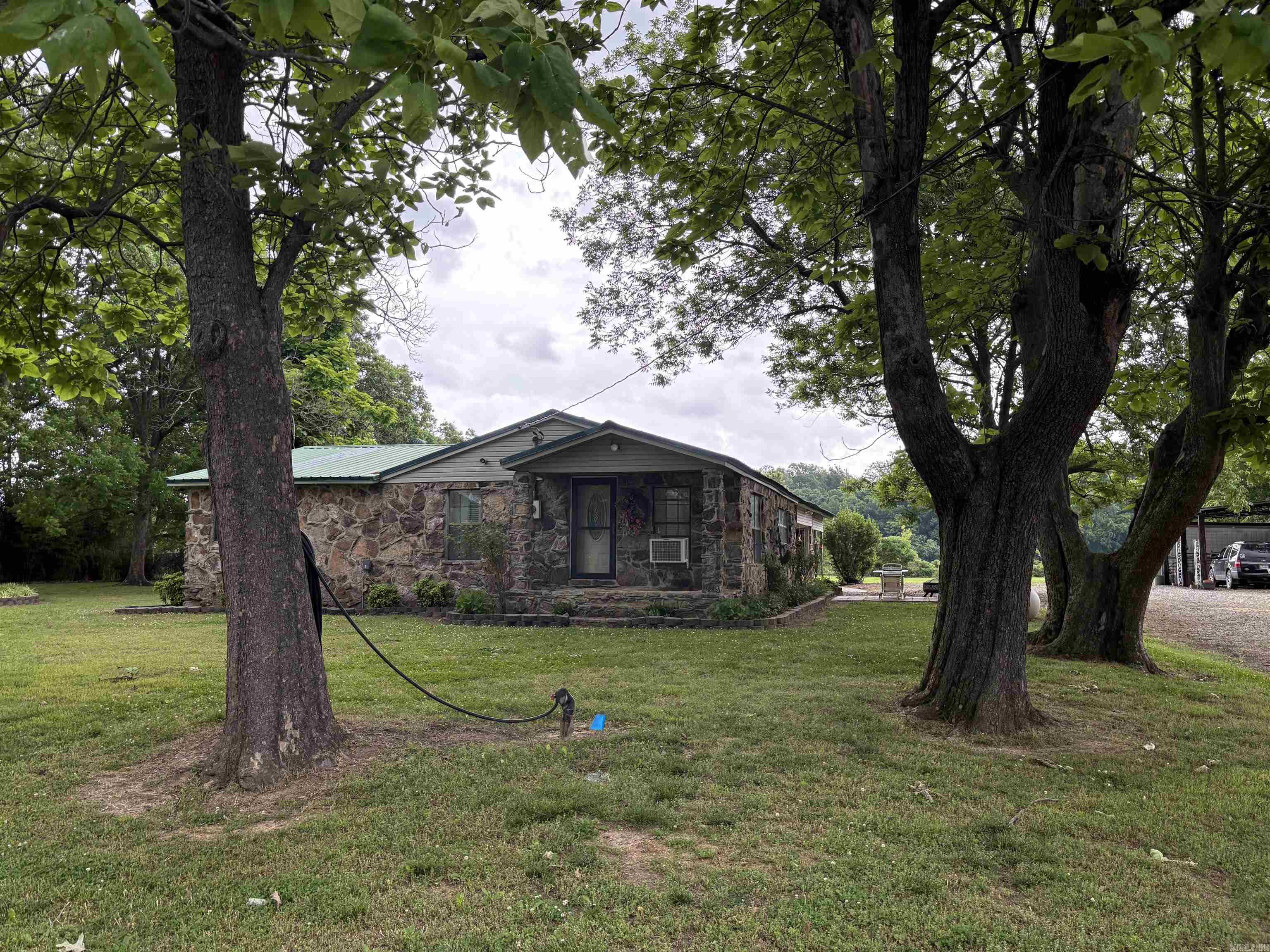 178 Jackson 25  Bradford, AR