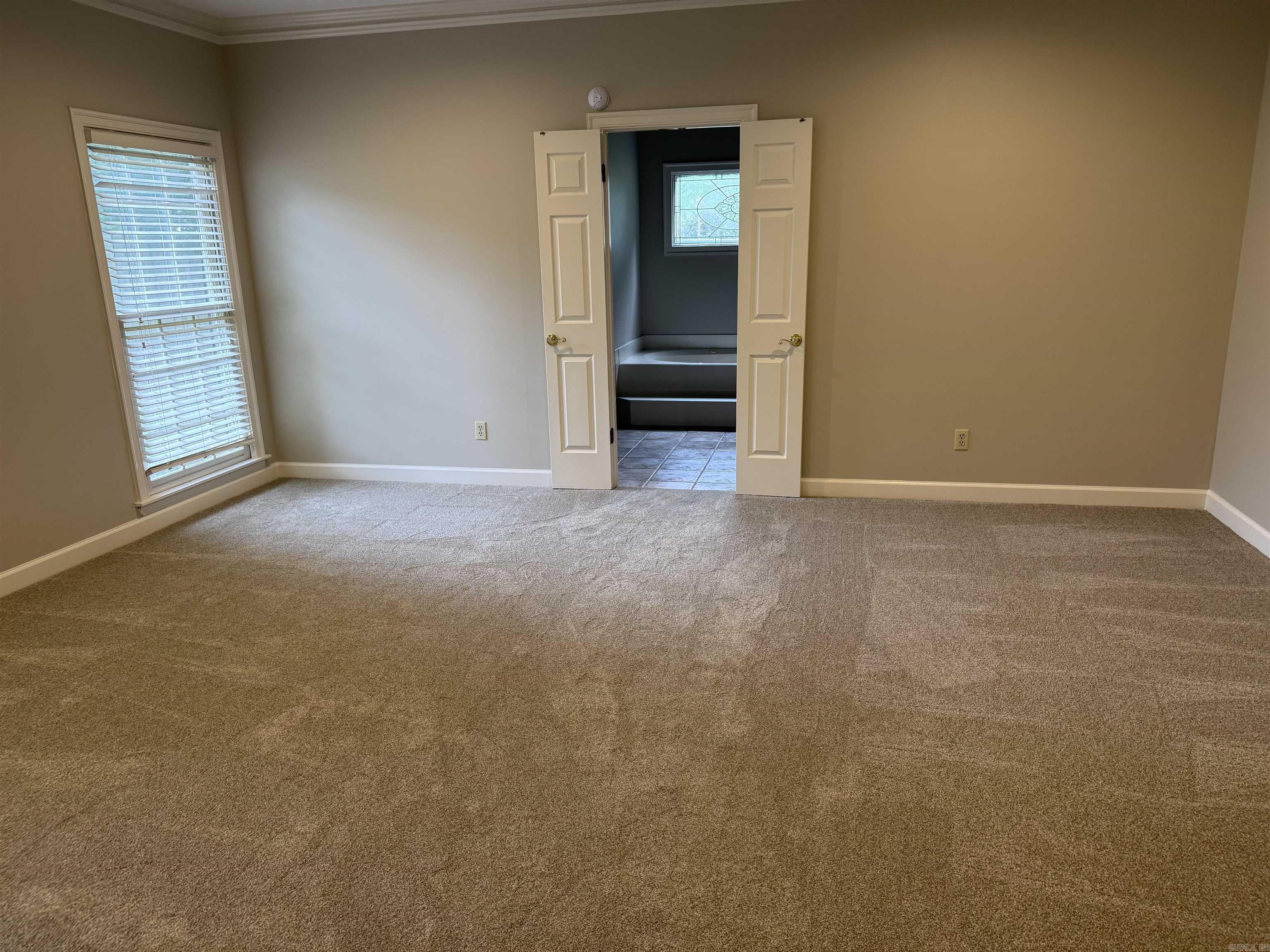 208 Delta Dr  Marion, AR