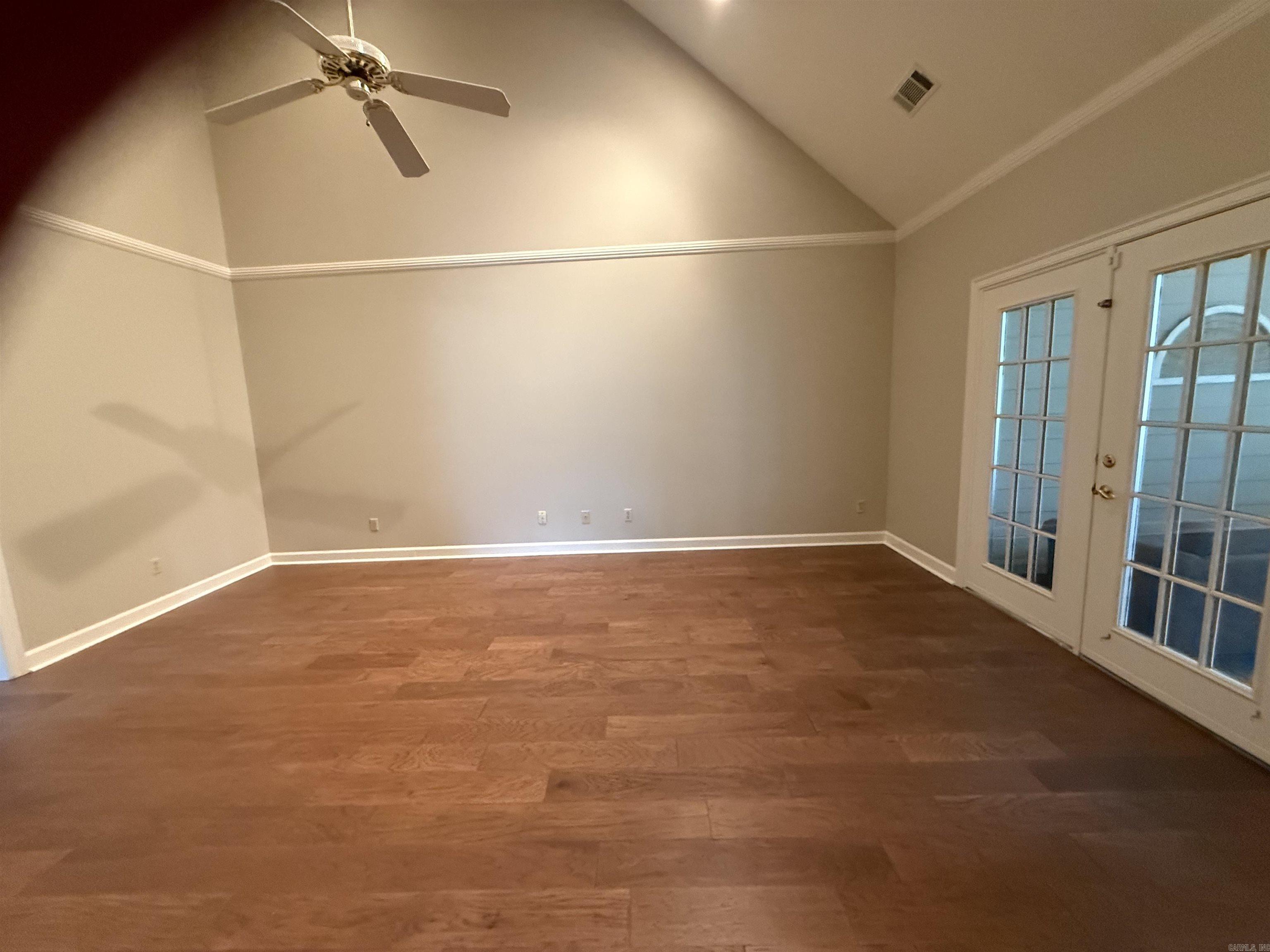 208 Delta Dr  Marion, AR