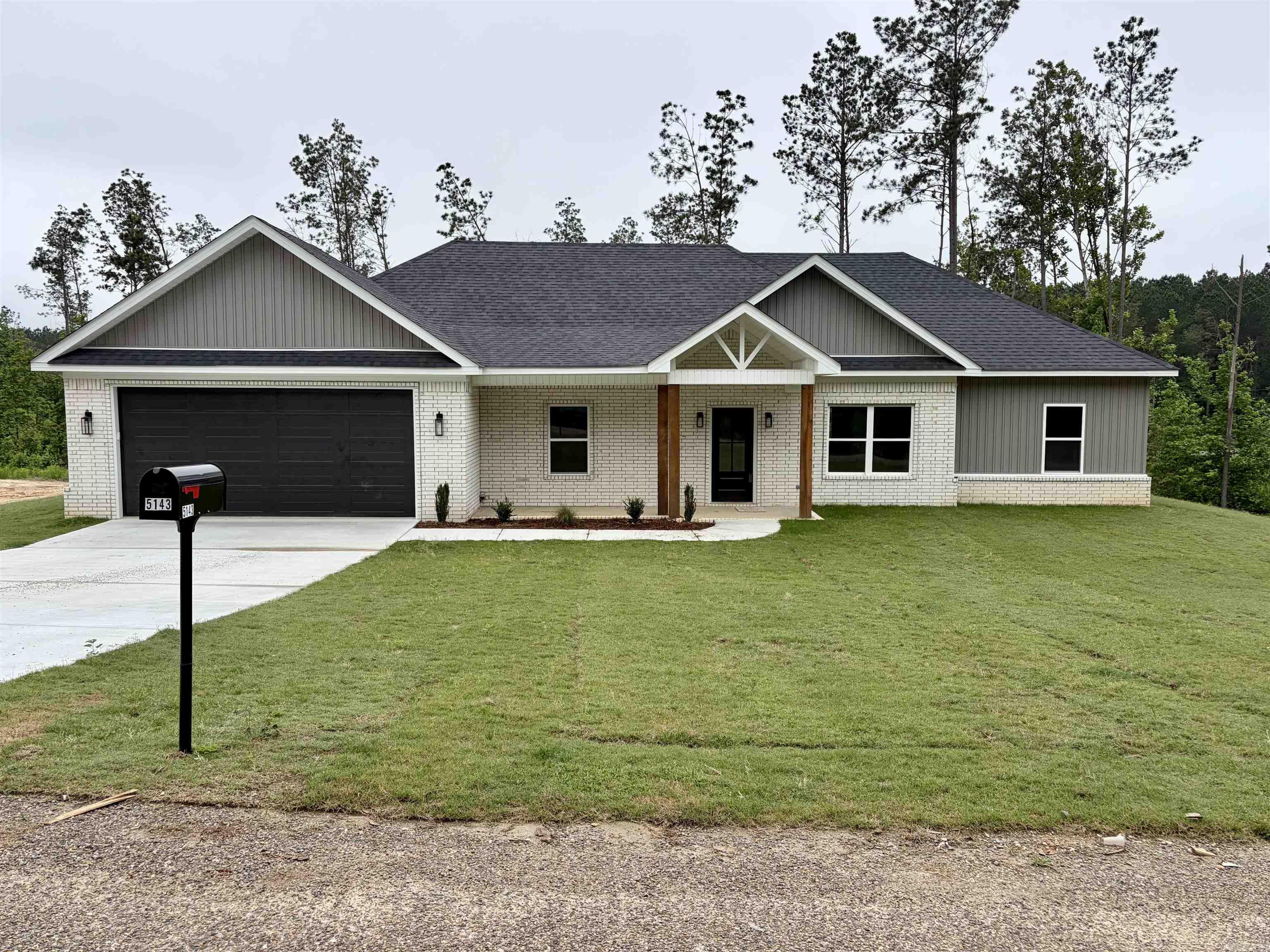 5143  Dale Road  Benton, AR