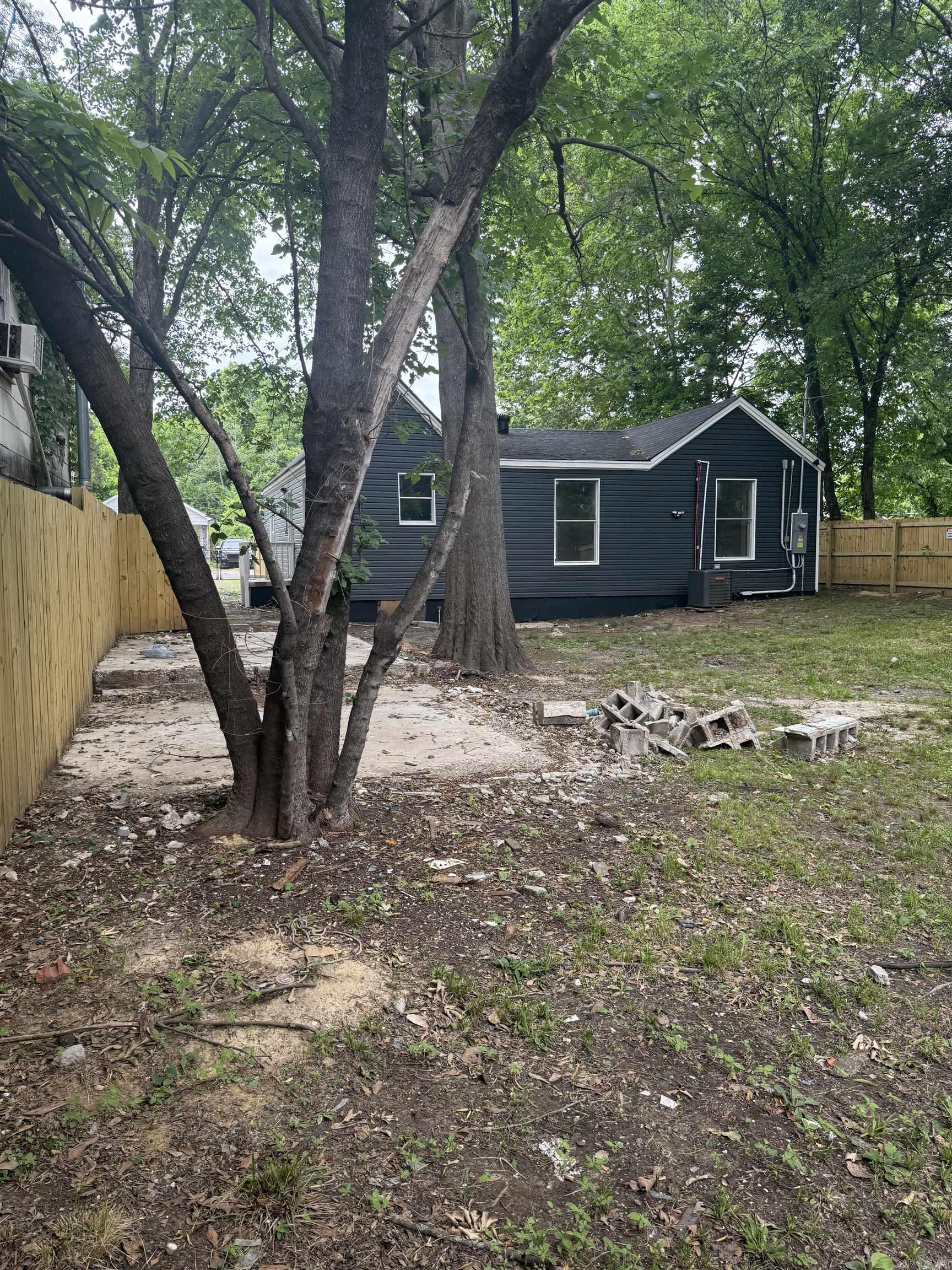 1812 W Long 17th Street  North Little Rock, AR