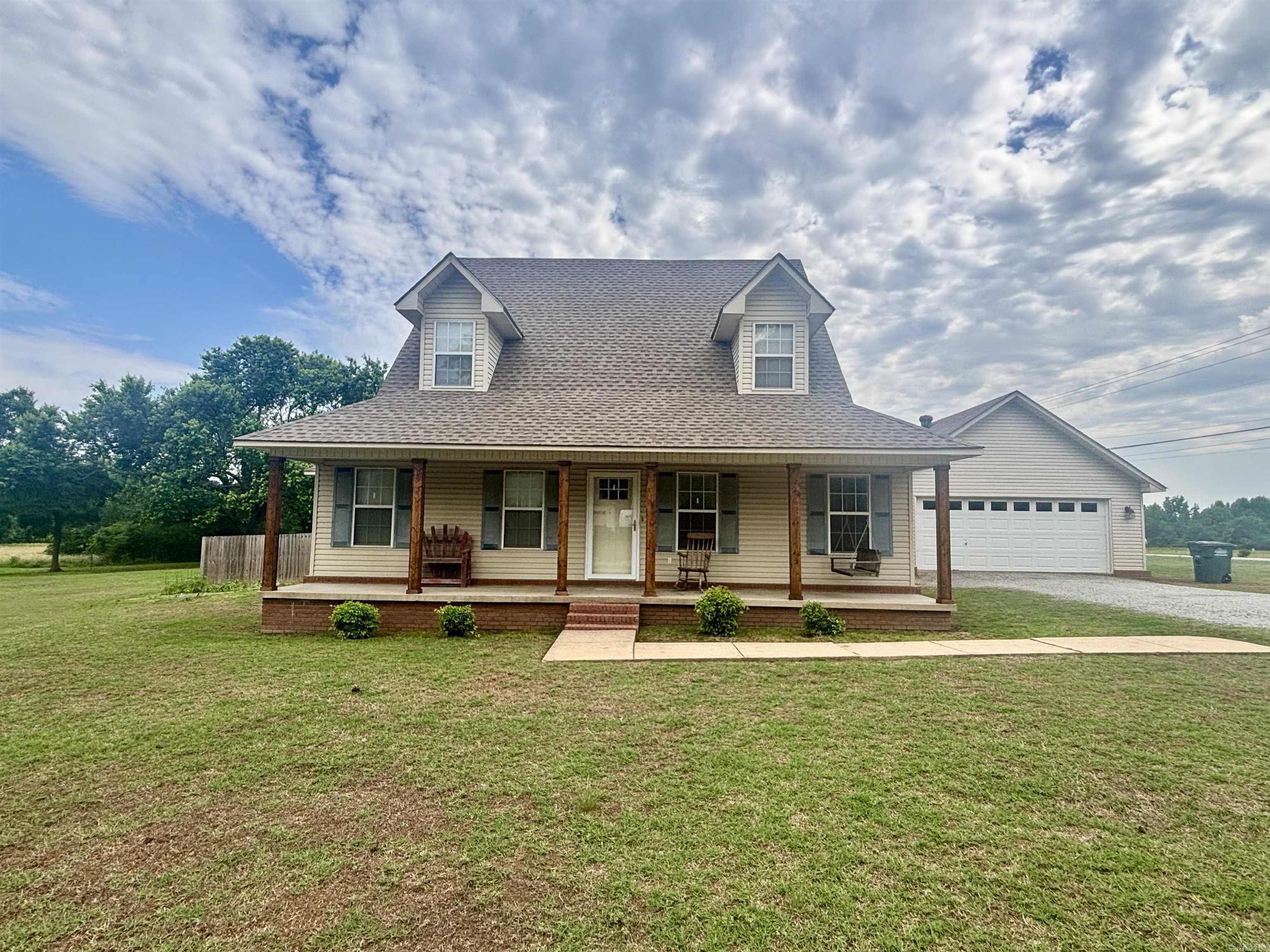 2311 W Union  Bald Knob, AR