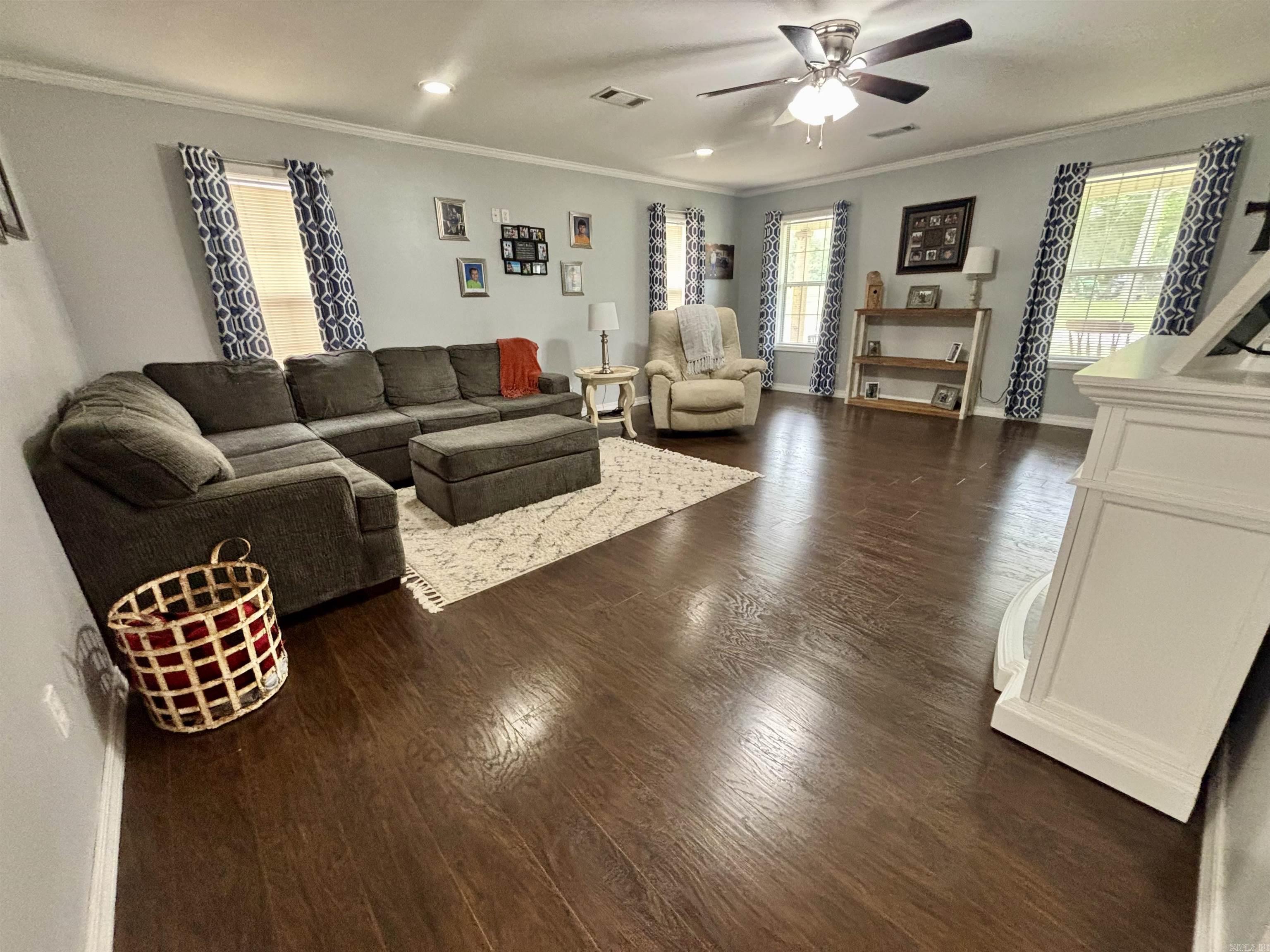 2311 W Union  Bald Knob, AR