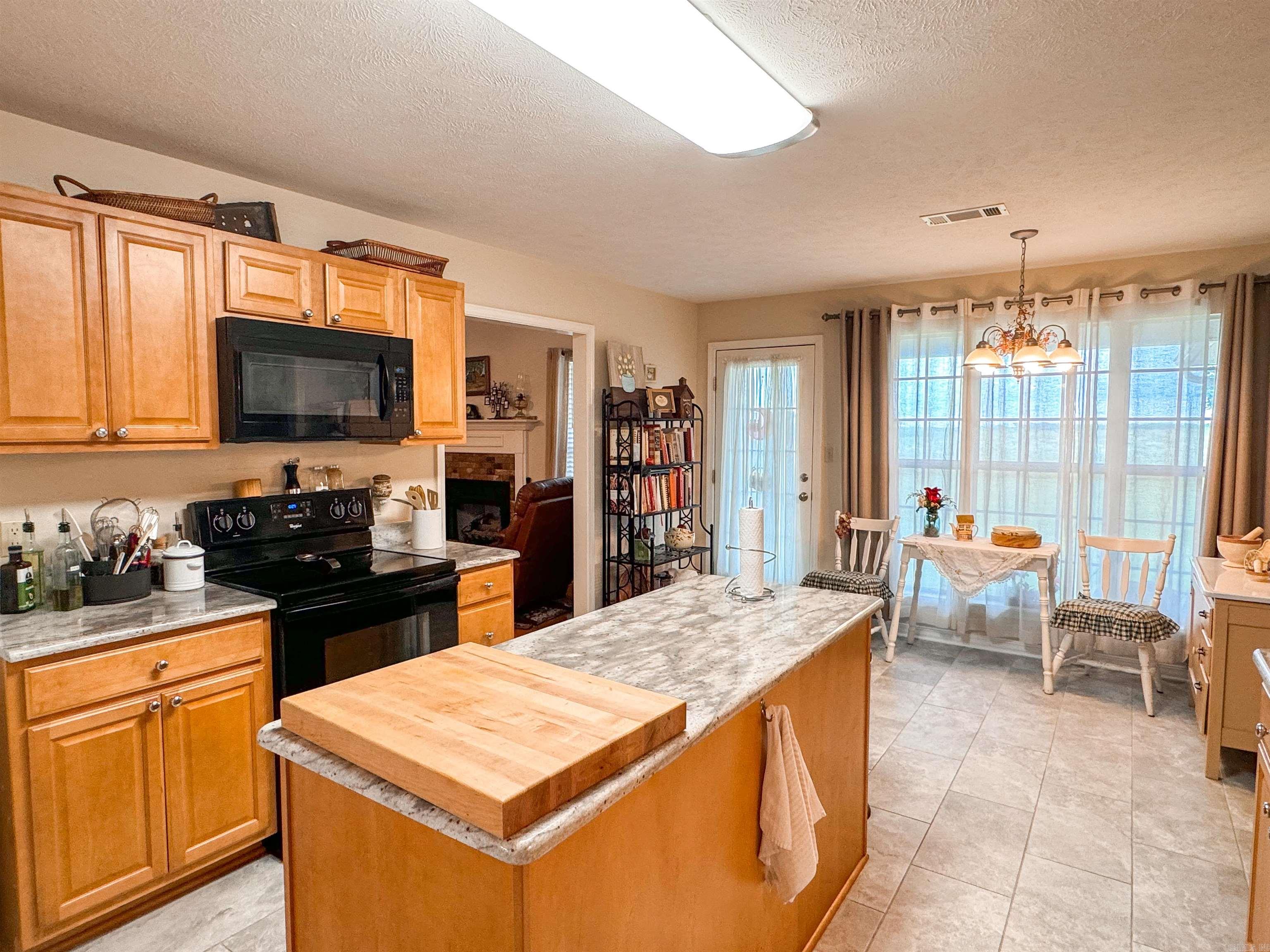 1502 Lauren  Searcy, AR