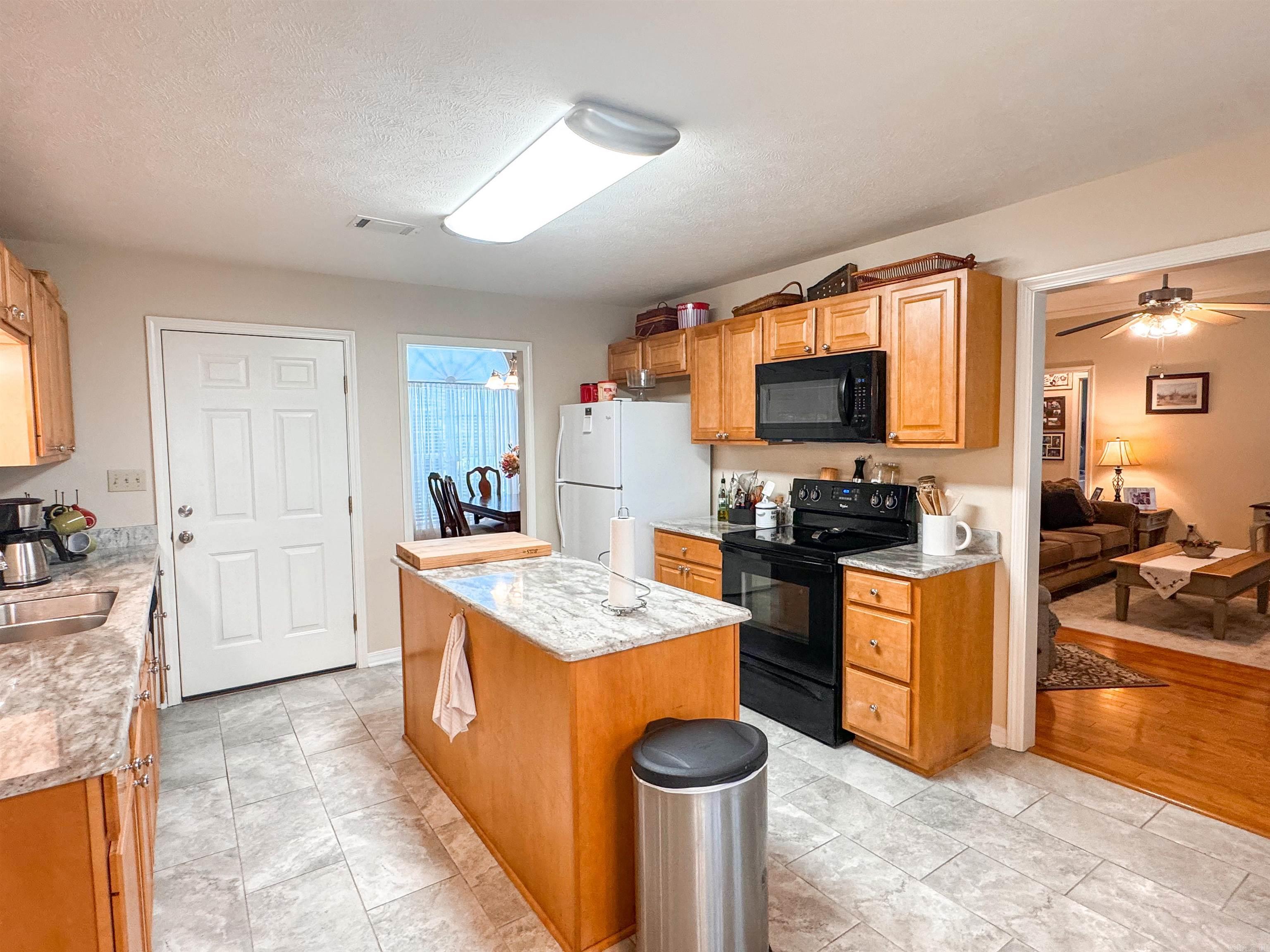 1502 Lauren  Searcy, AR