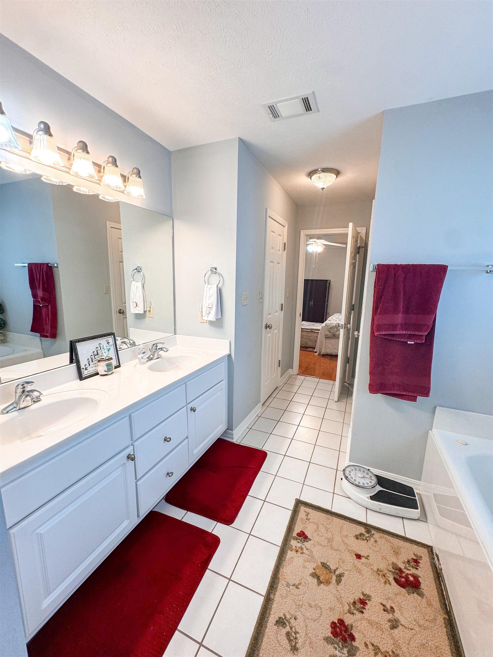 1502 Lauren  Searcy, AR