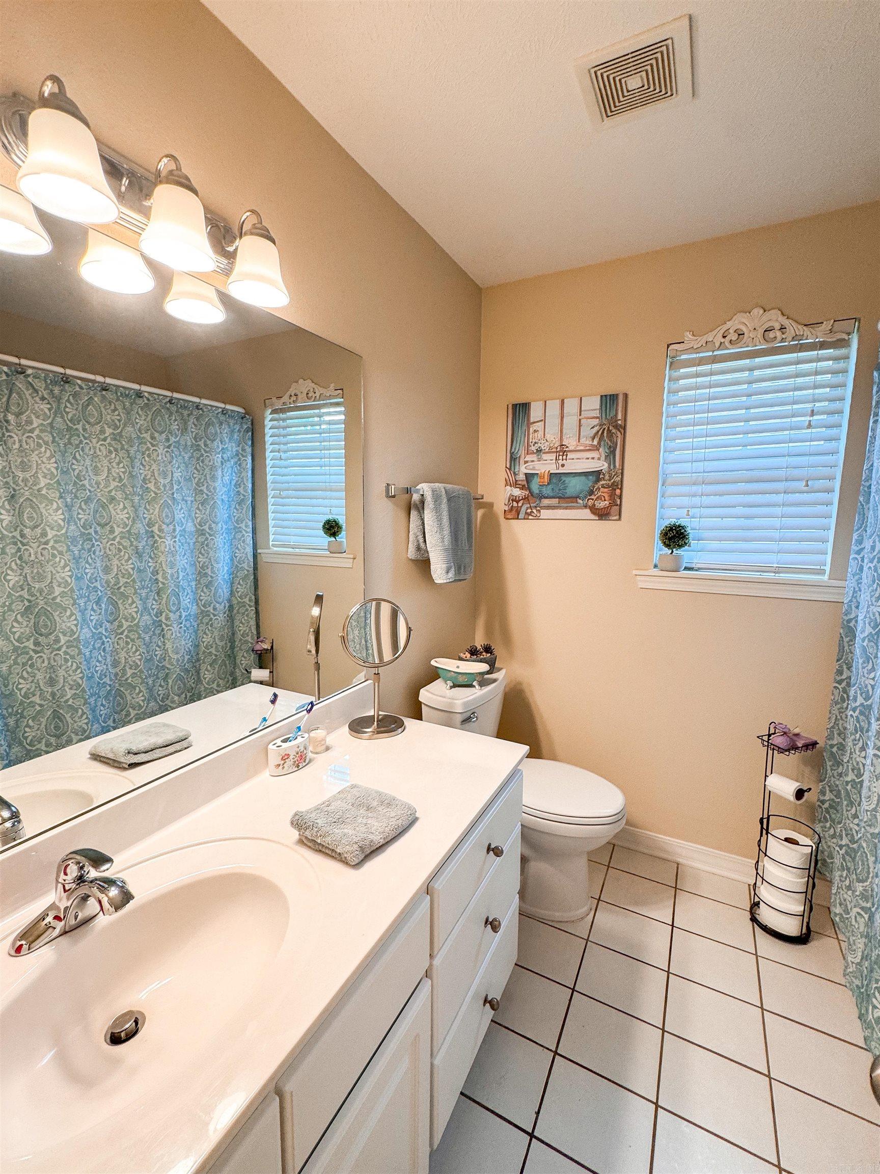 1502 Lauren  Searcy, AR